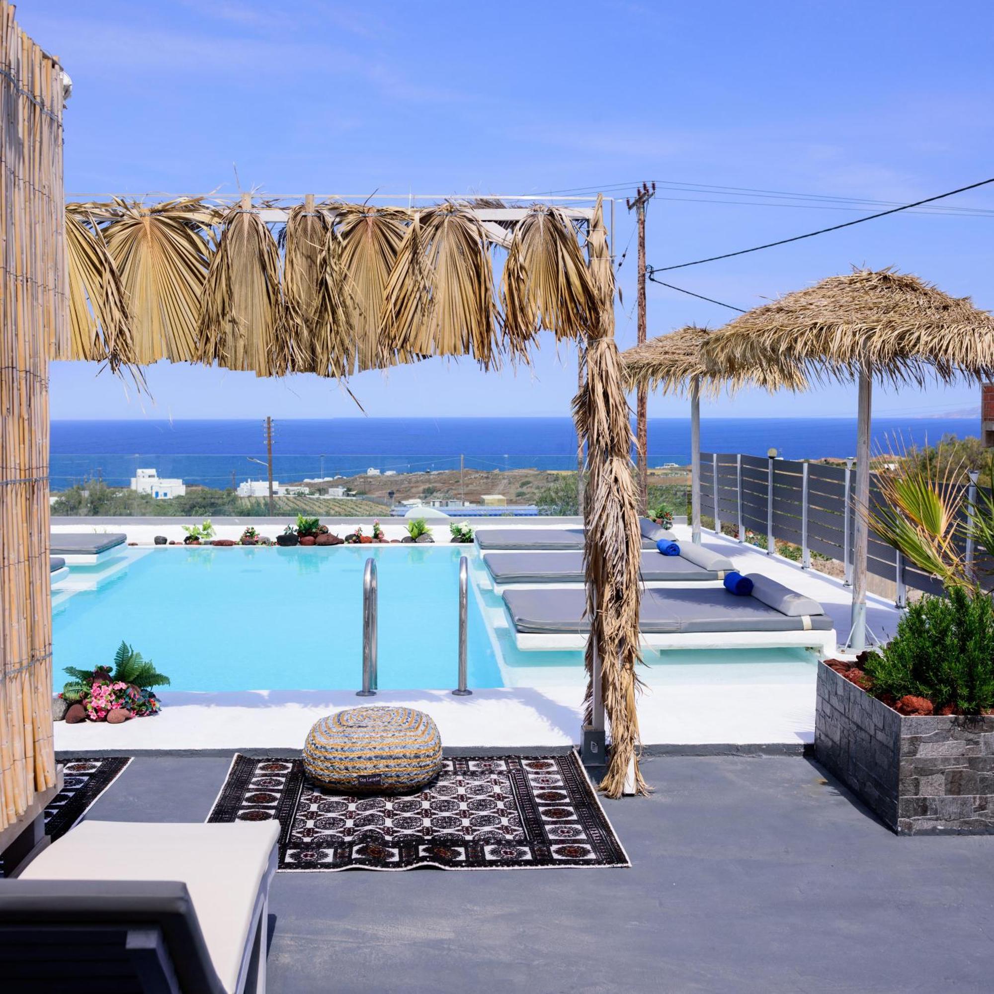 Nalu * Fira (Santorini)