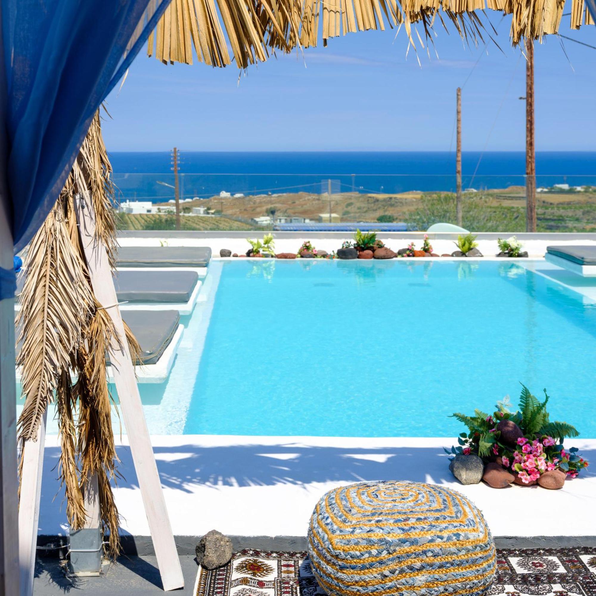 Nalu * Fira (Santorini)