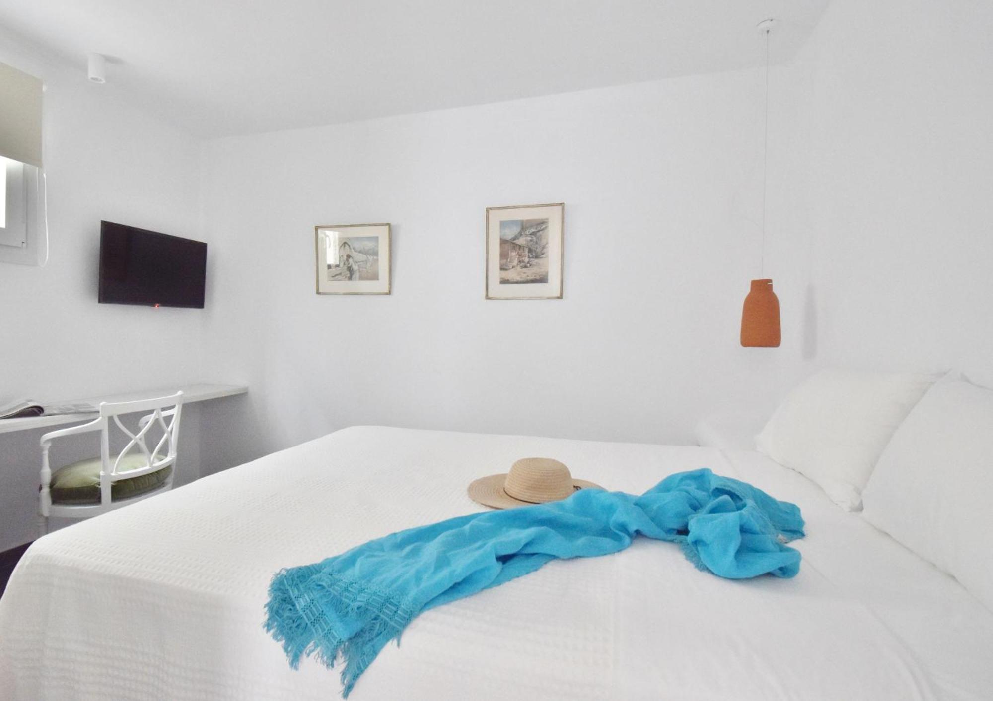 Holiday home Tinos Portraits Ballos *