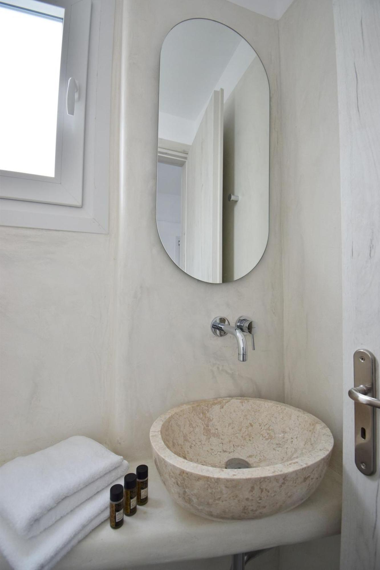 Tinos Portraits Ballos Holiday home *