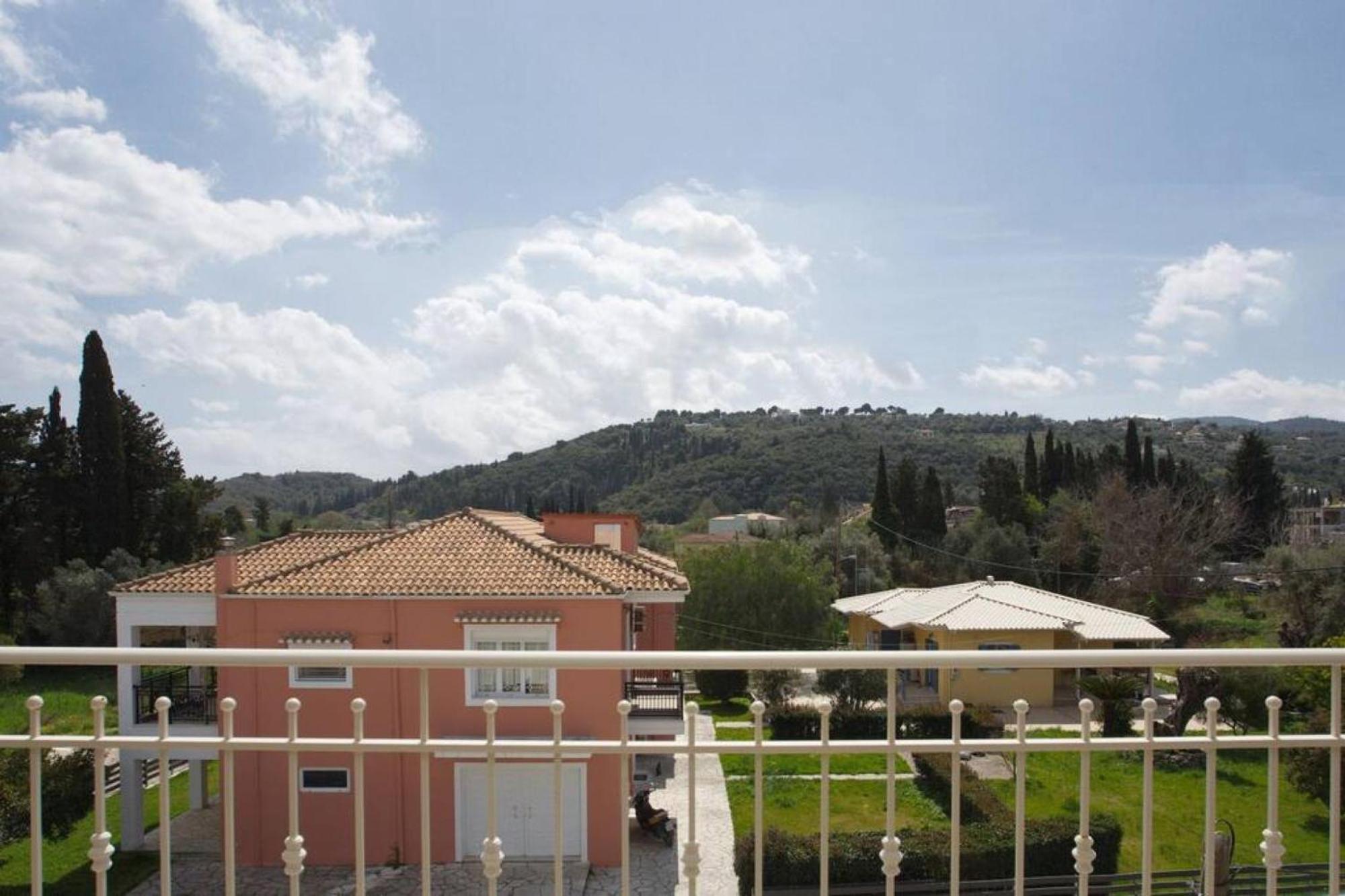 Sunny Lefkada - Lefkada