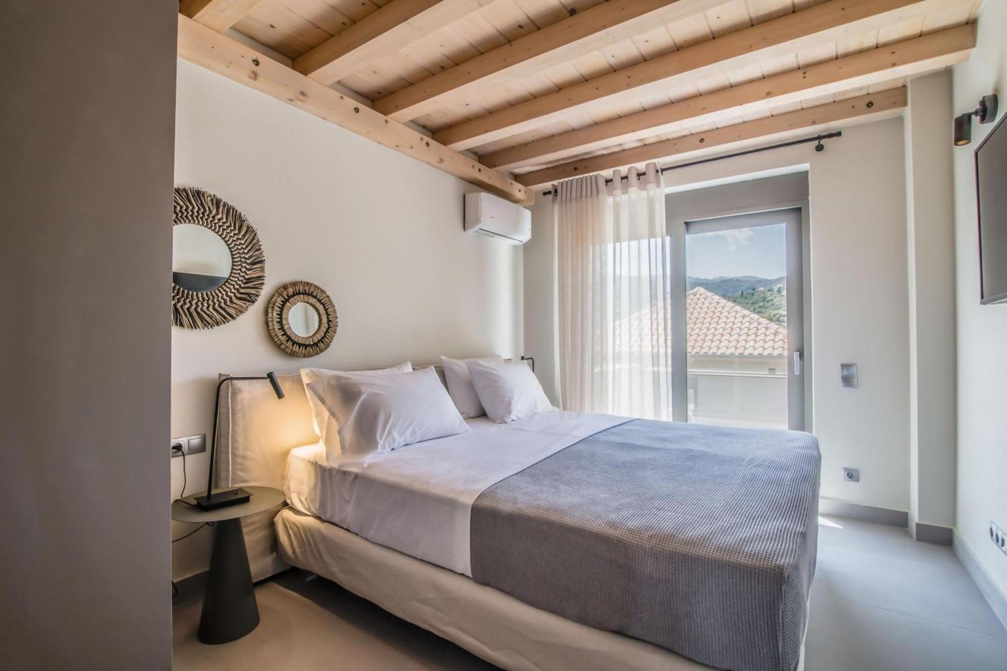 Blue Symphony Apartment Nikiana
