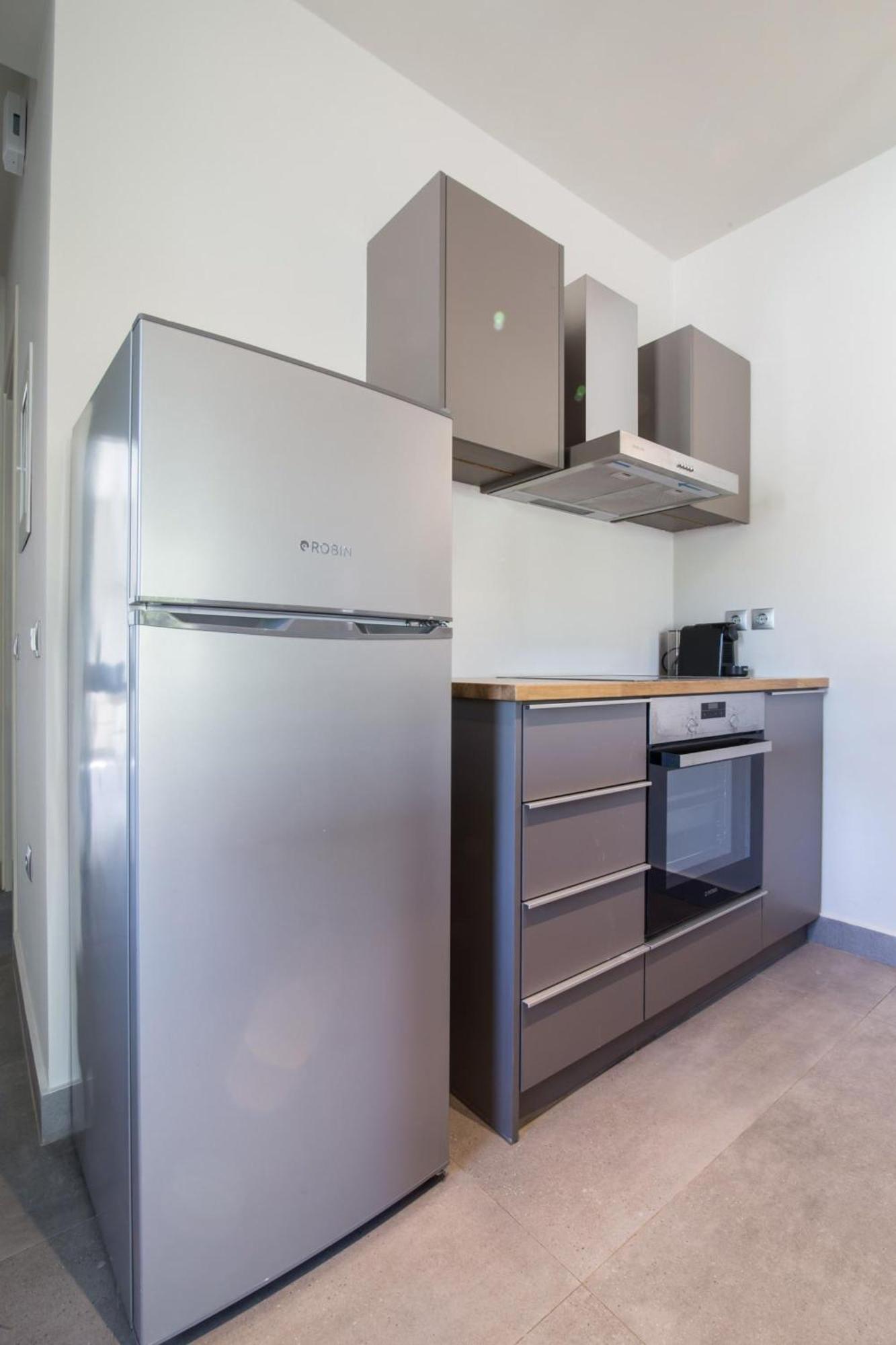 Blue Symphony Apartment Nikiana