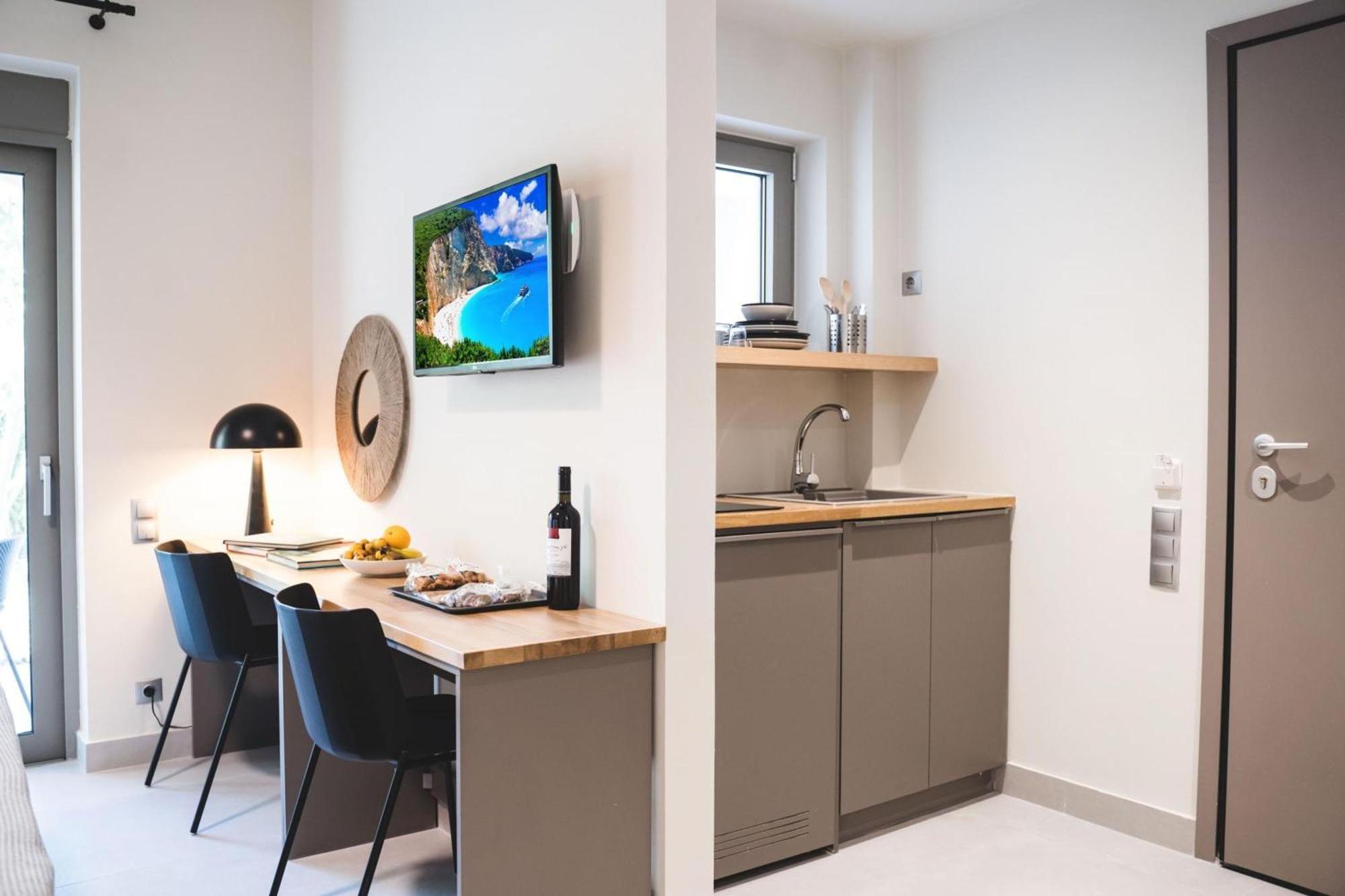 Blue Symphony Apartment