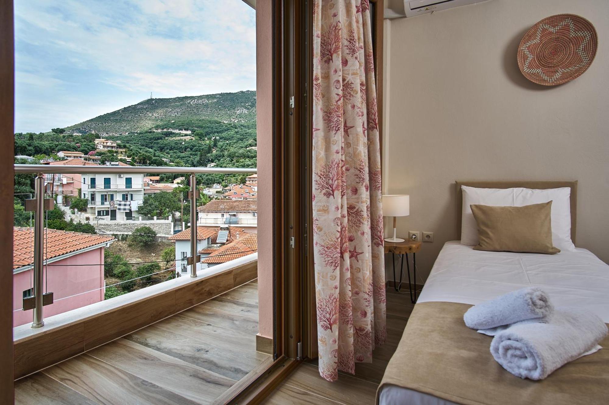 Alegeo Apartment Parga