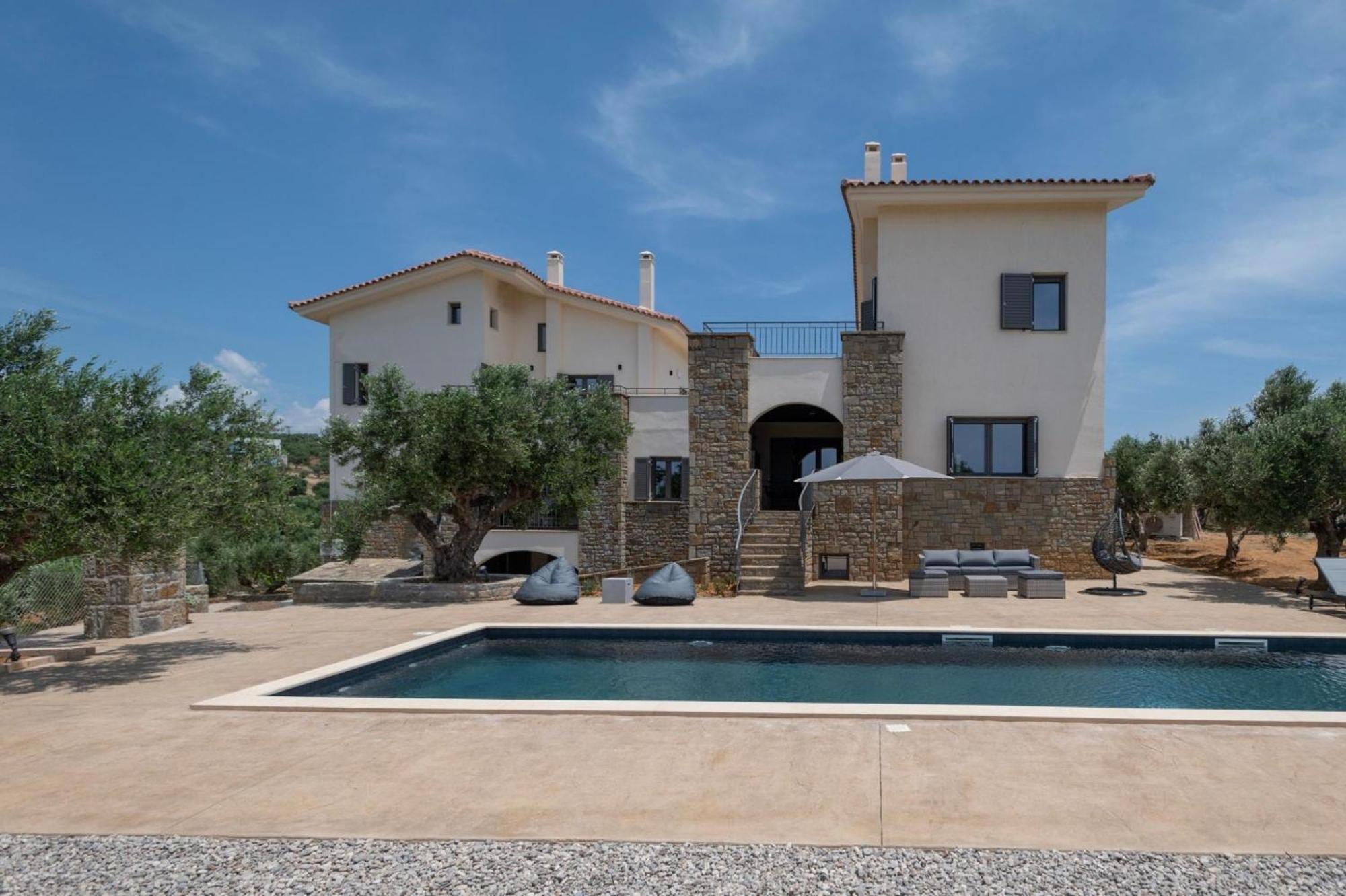 Villa Modone In Peloponnese