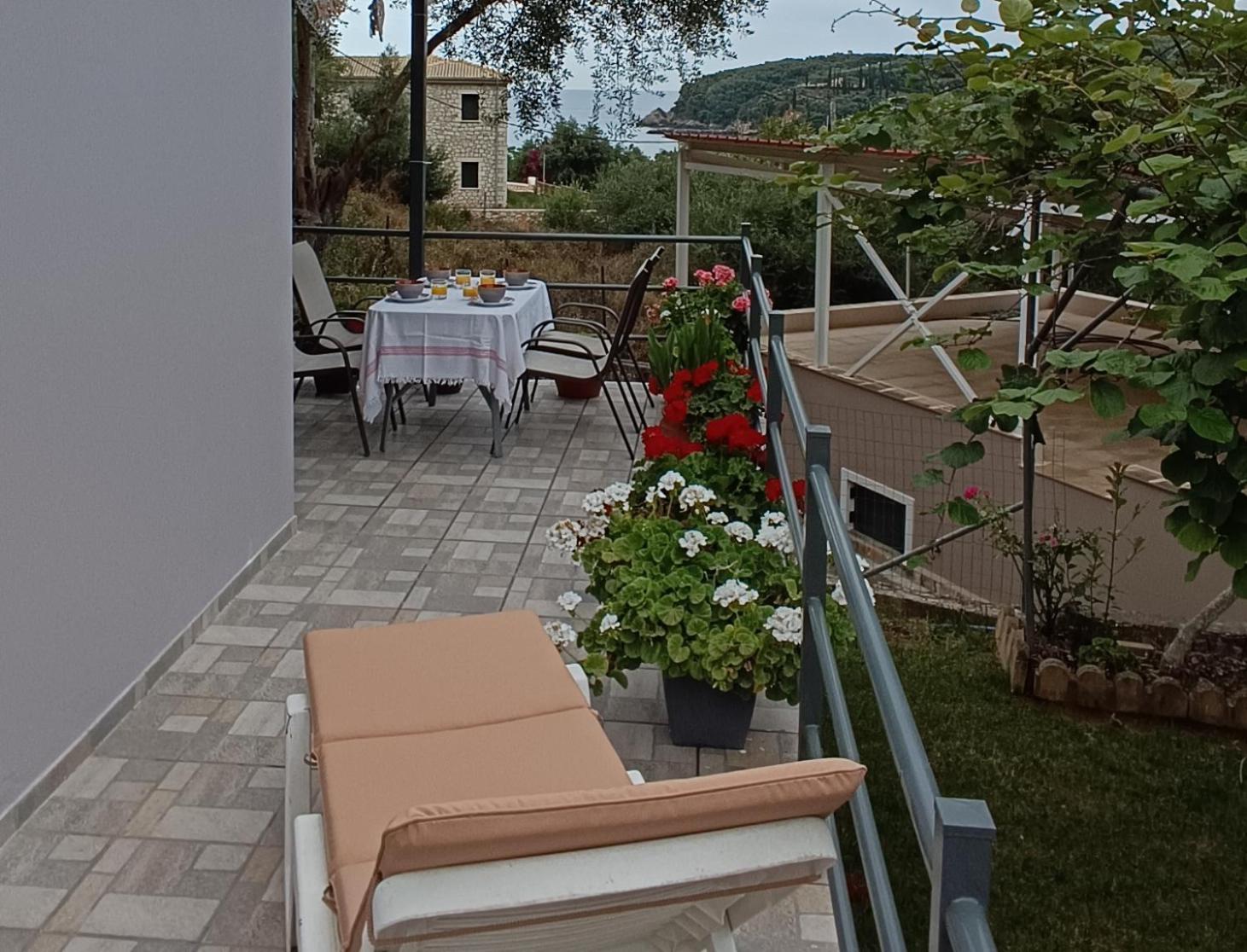 Sea View Xrysoguali Villa Parga
