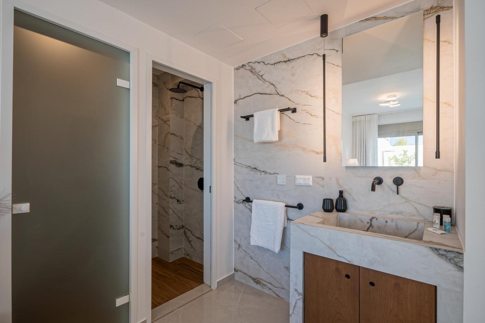 Amphimatrion Luxury Apartment Kalyves