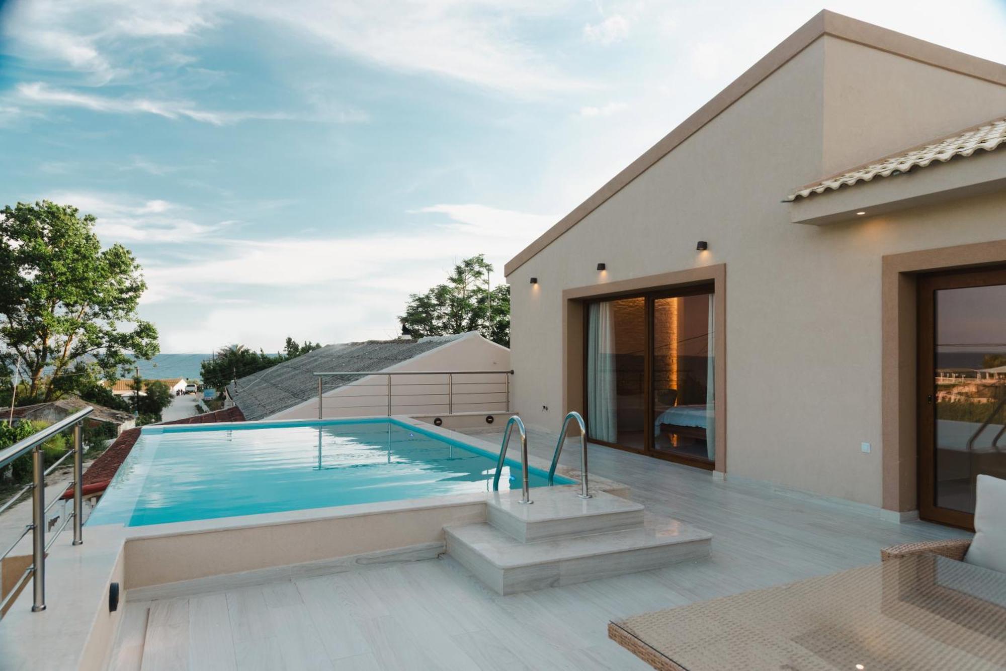 Vasillis Villa *