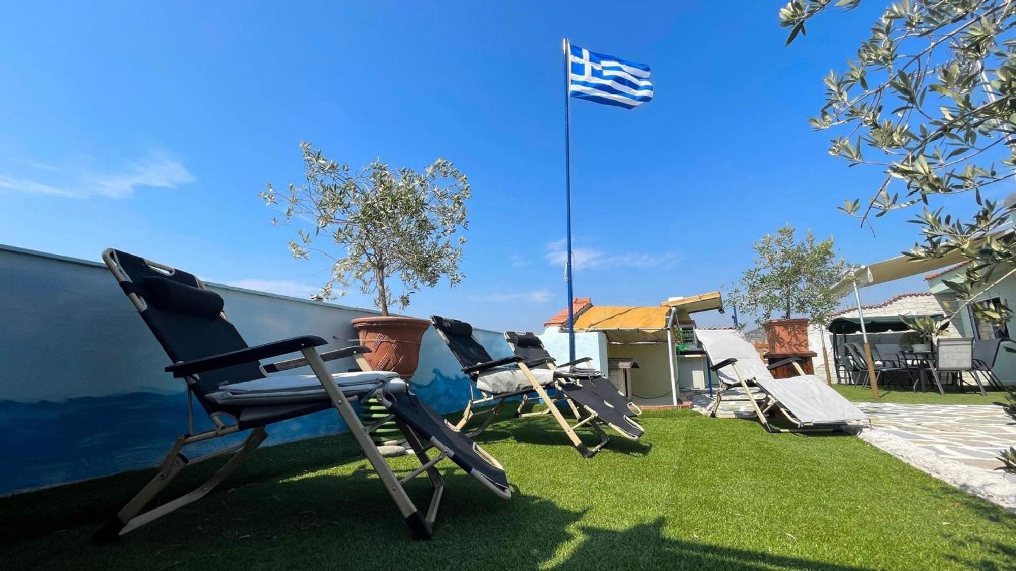 Apartment Rooftop Loft With Jacuzzi Volos