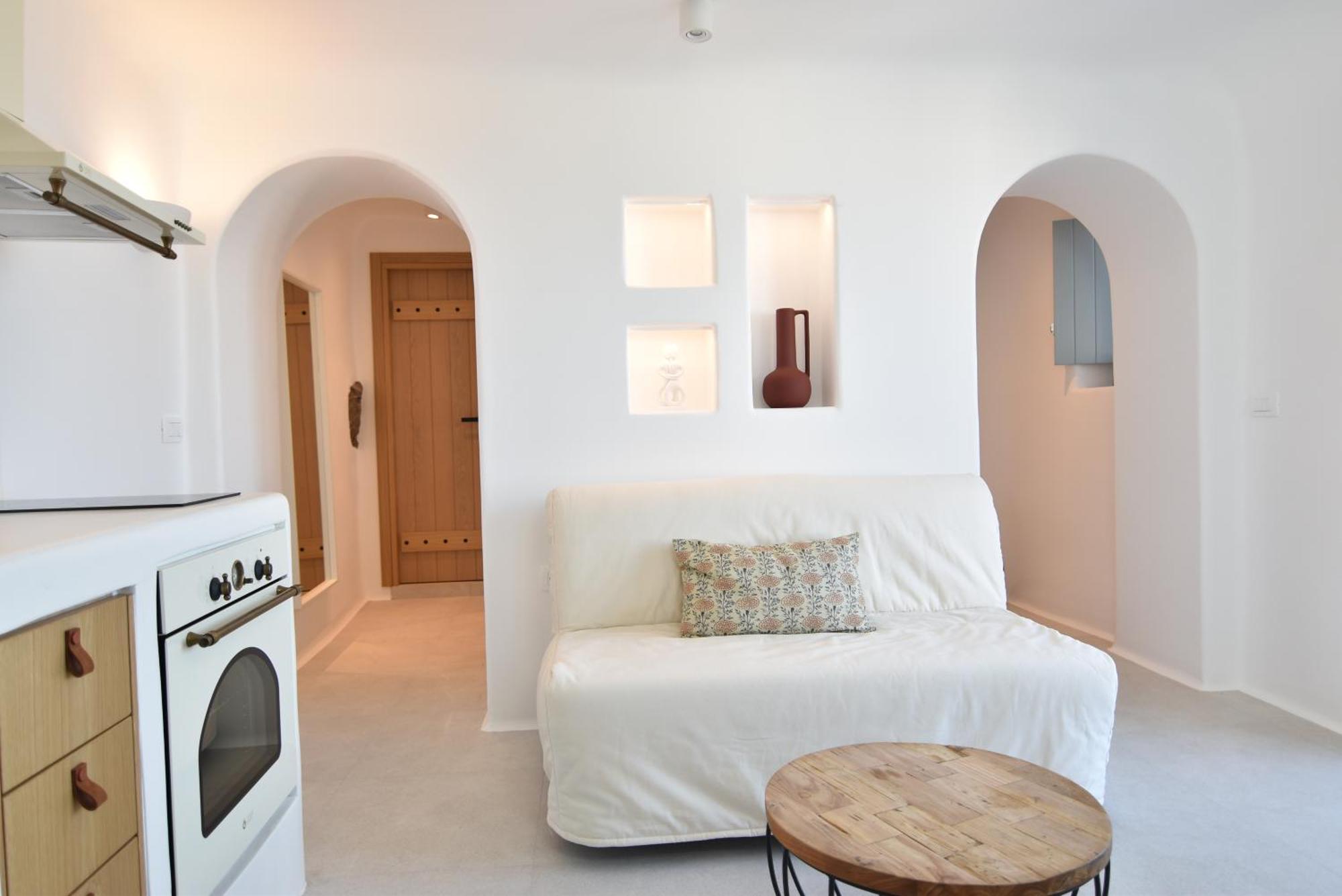 Apartment Panthea Santorini - Private Pool *