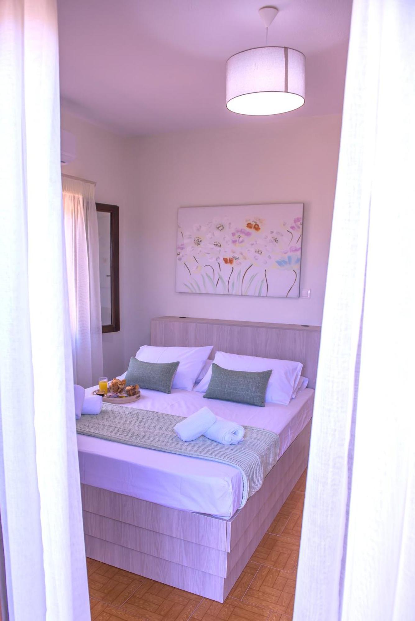 Eleonas Aparments 2 *