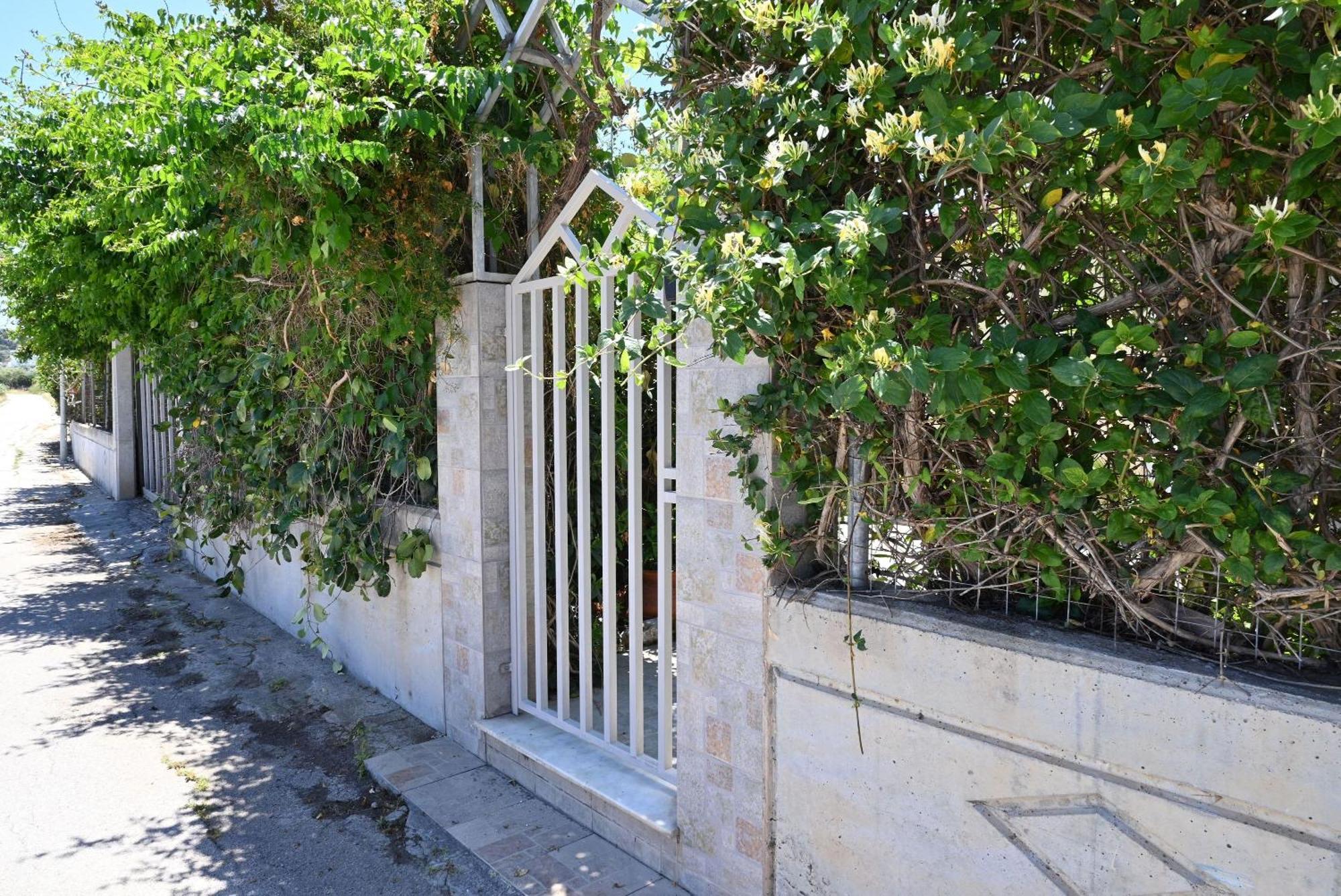 Ibiscus In Paradisi Near The Holiday home