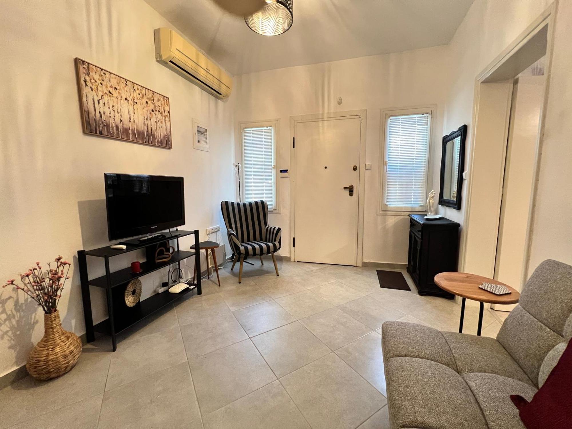 Apartment Kamares House