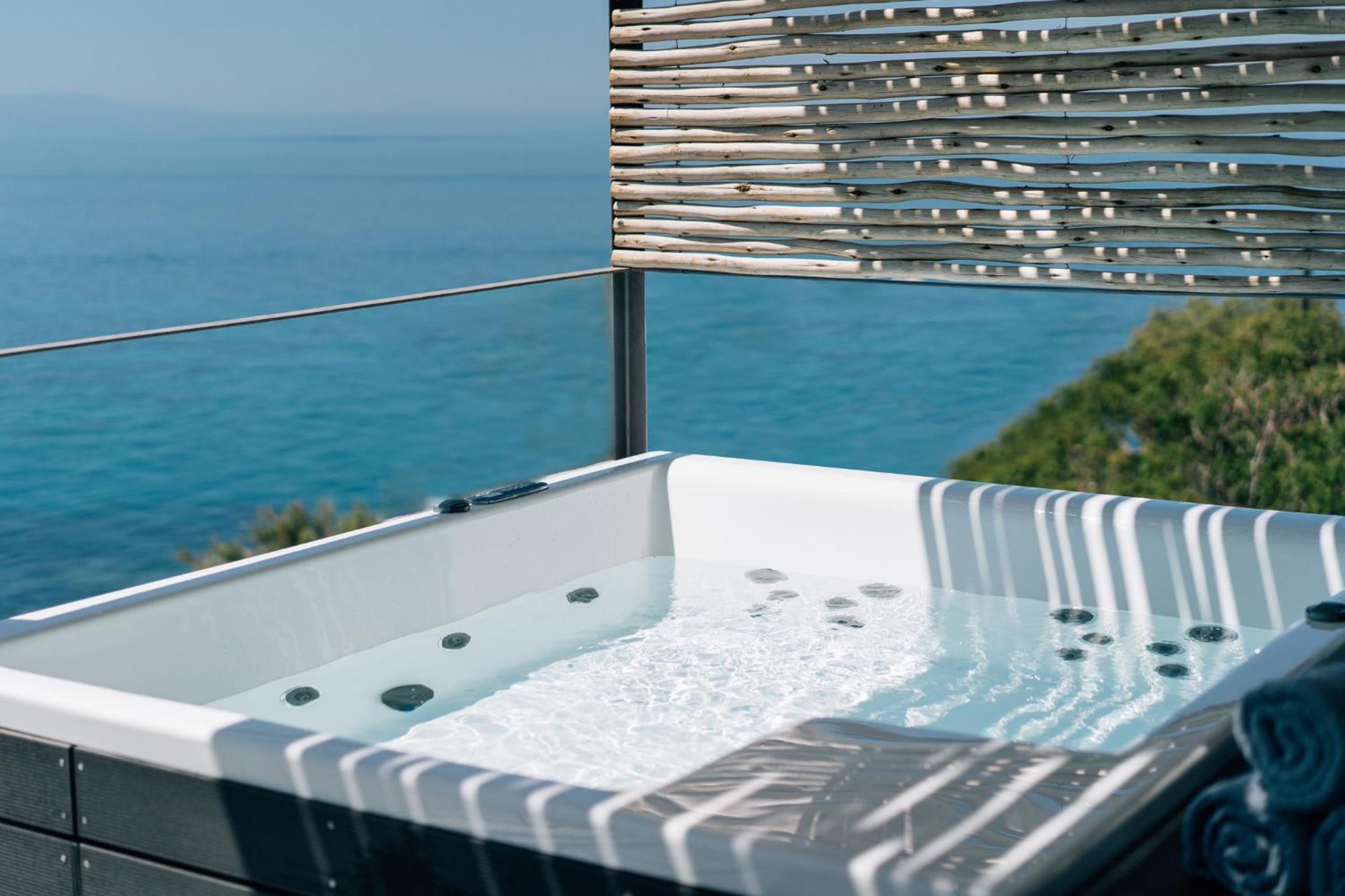 Above Blue Two Bedroom Villa Plomari