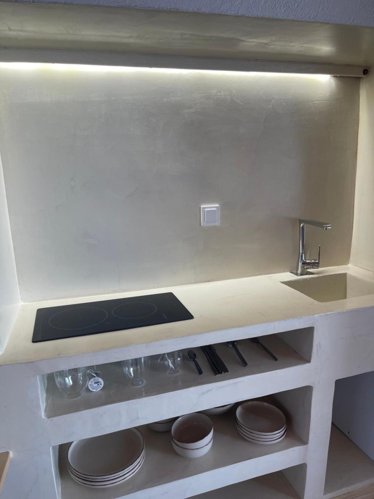 Michalelis Loft & Cave *
