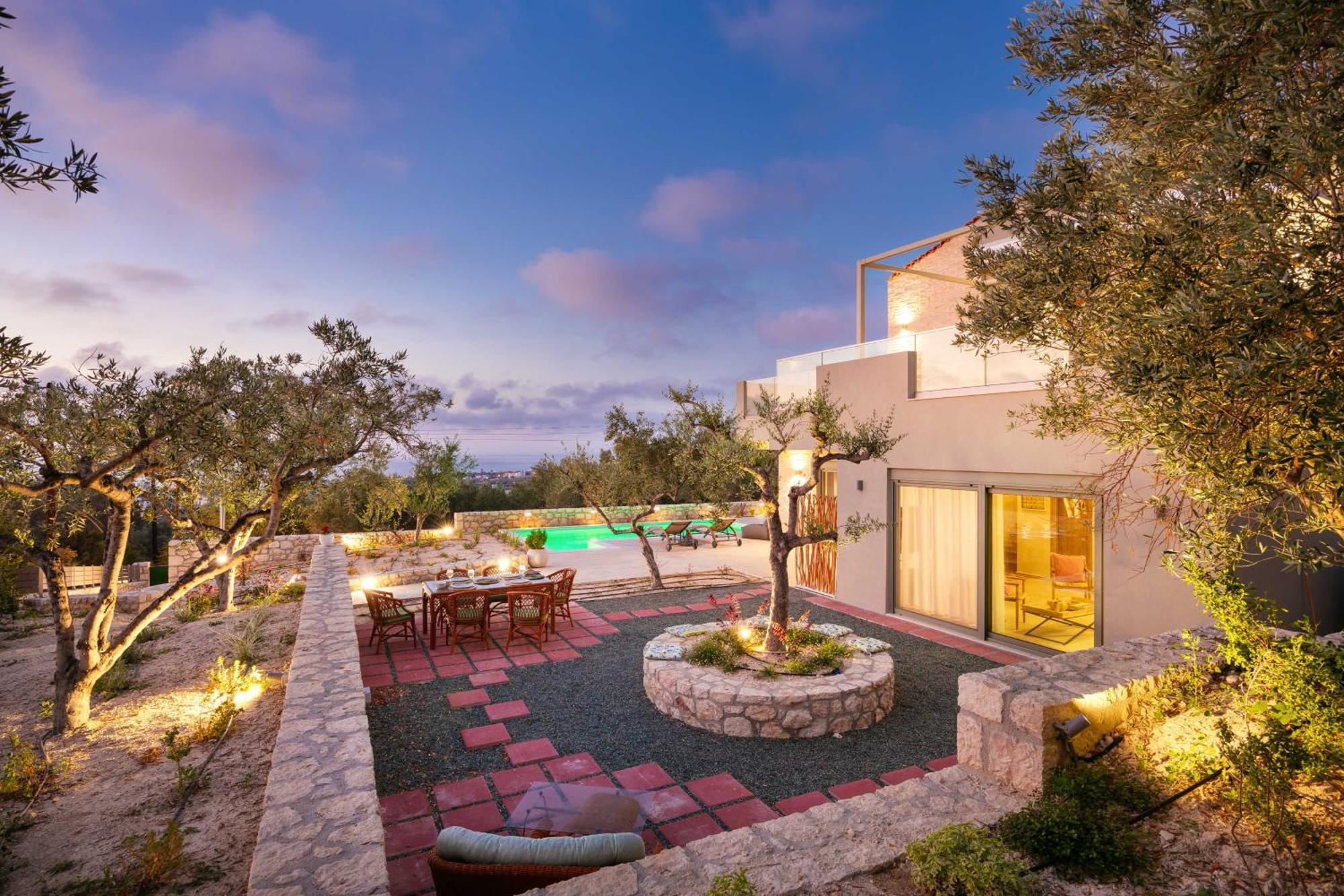 Lily's Lemonia Villa *