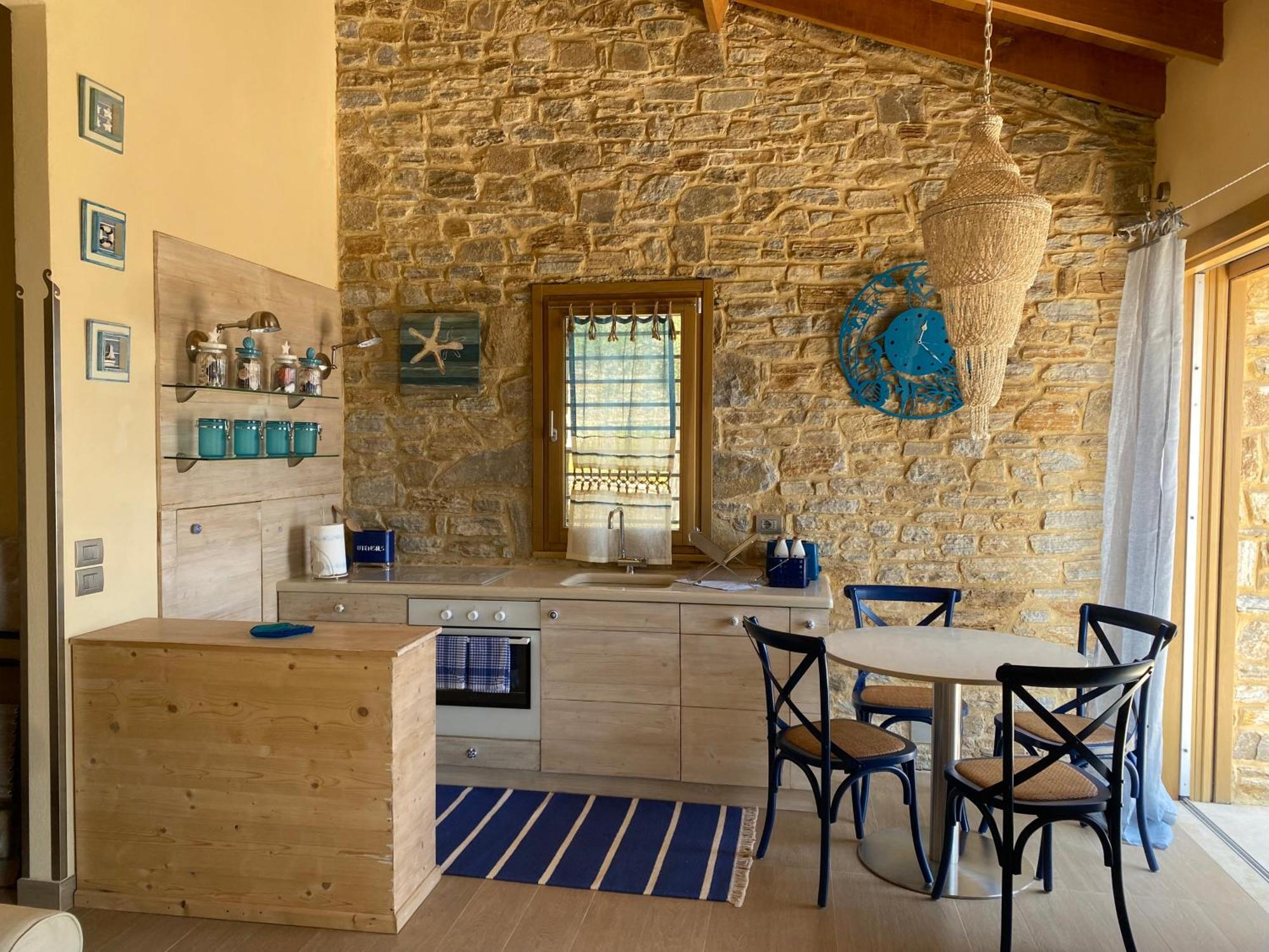 Villa Nous Village