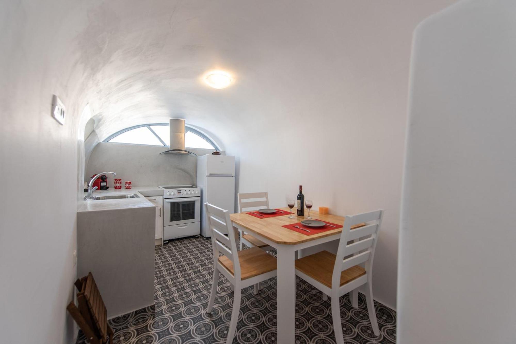 Argyro And Diogenis Apartment *