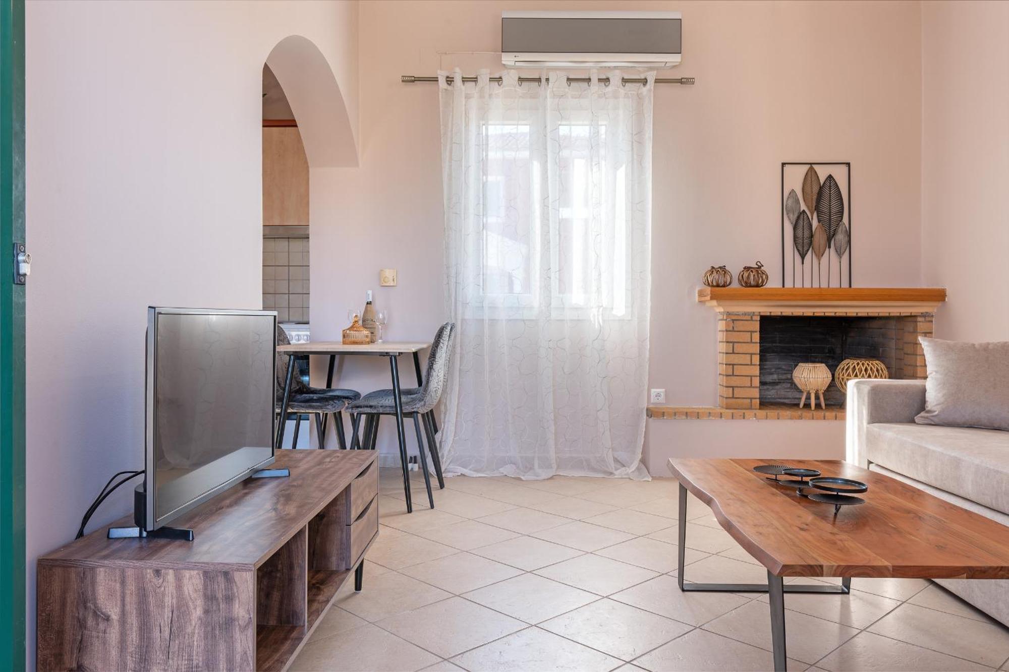 Spiros House Svoronata