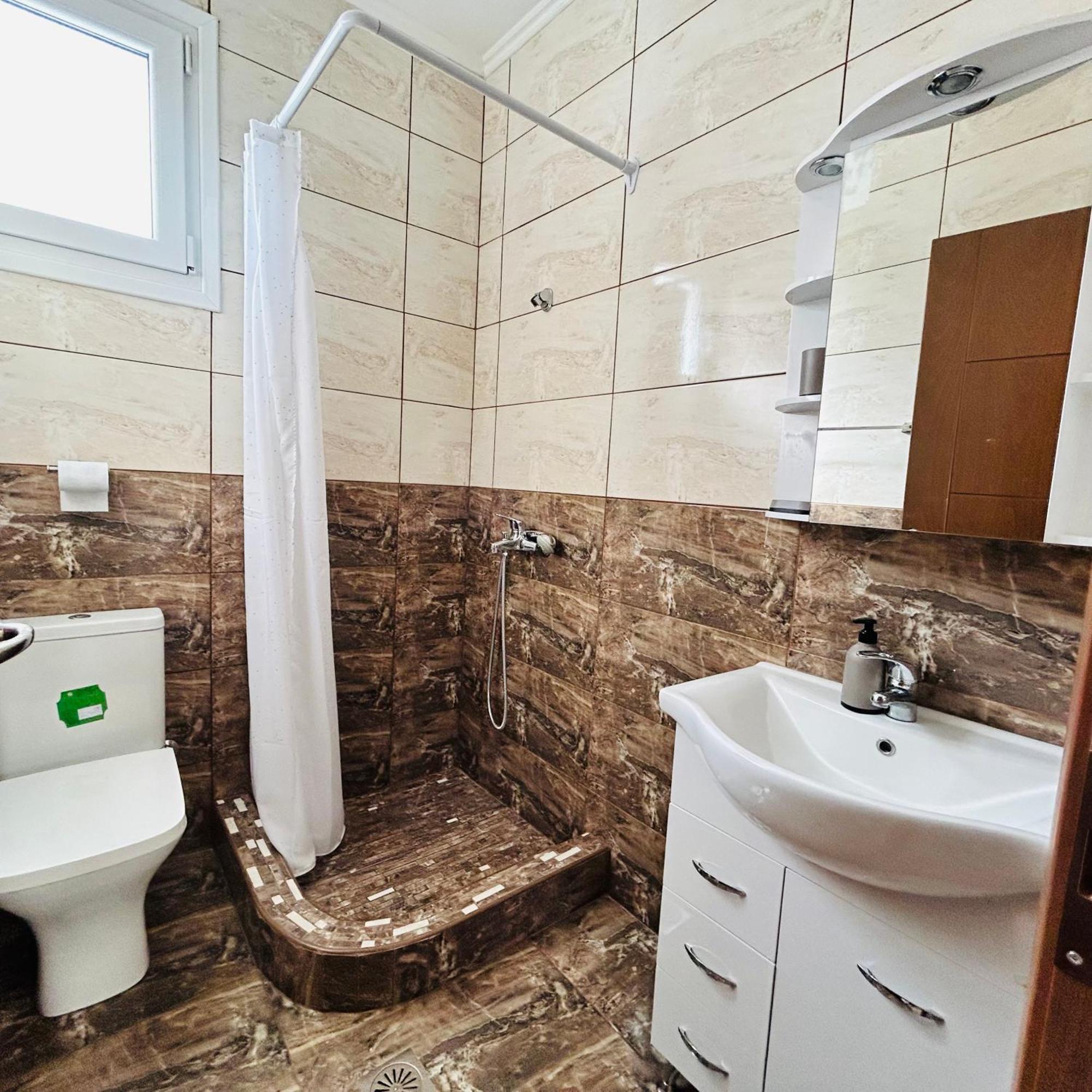 Sea View With Garden Apartment Orfanion