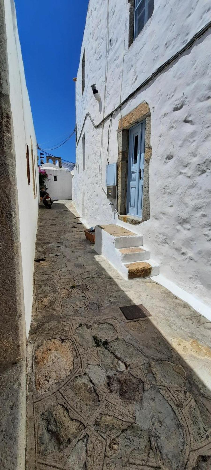 Anoi Traditional House Architectural Charm Holiday home