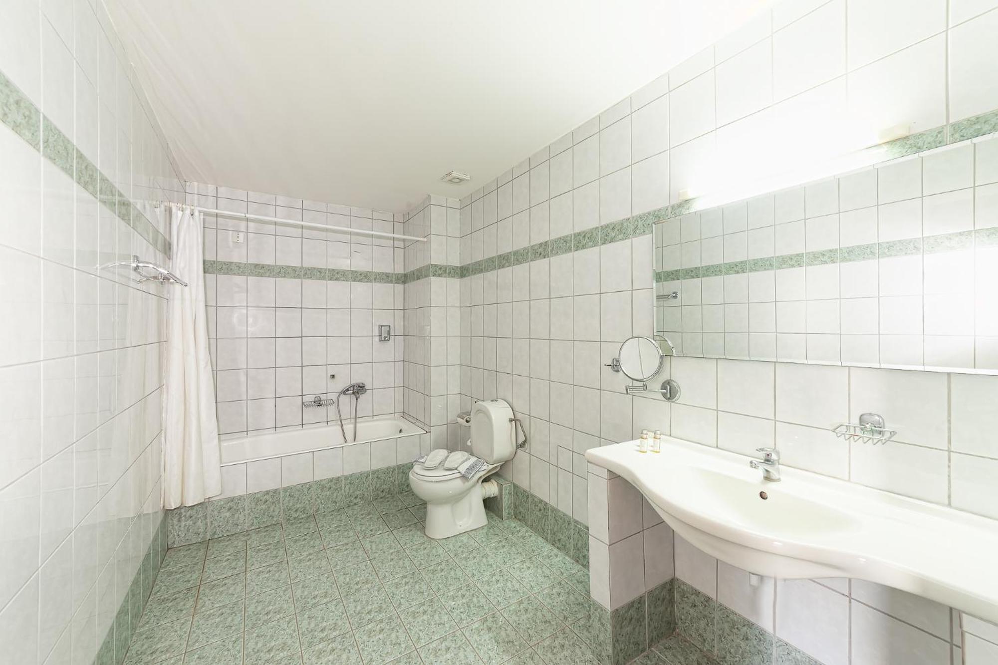 Olympic Aparthotel