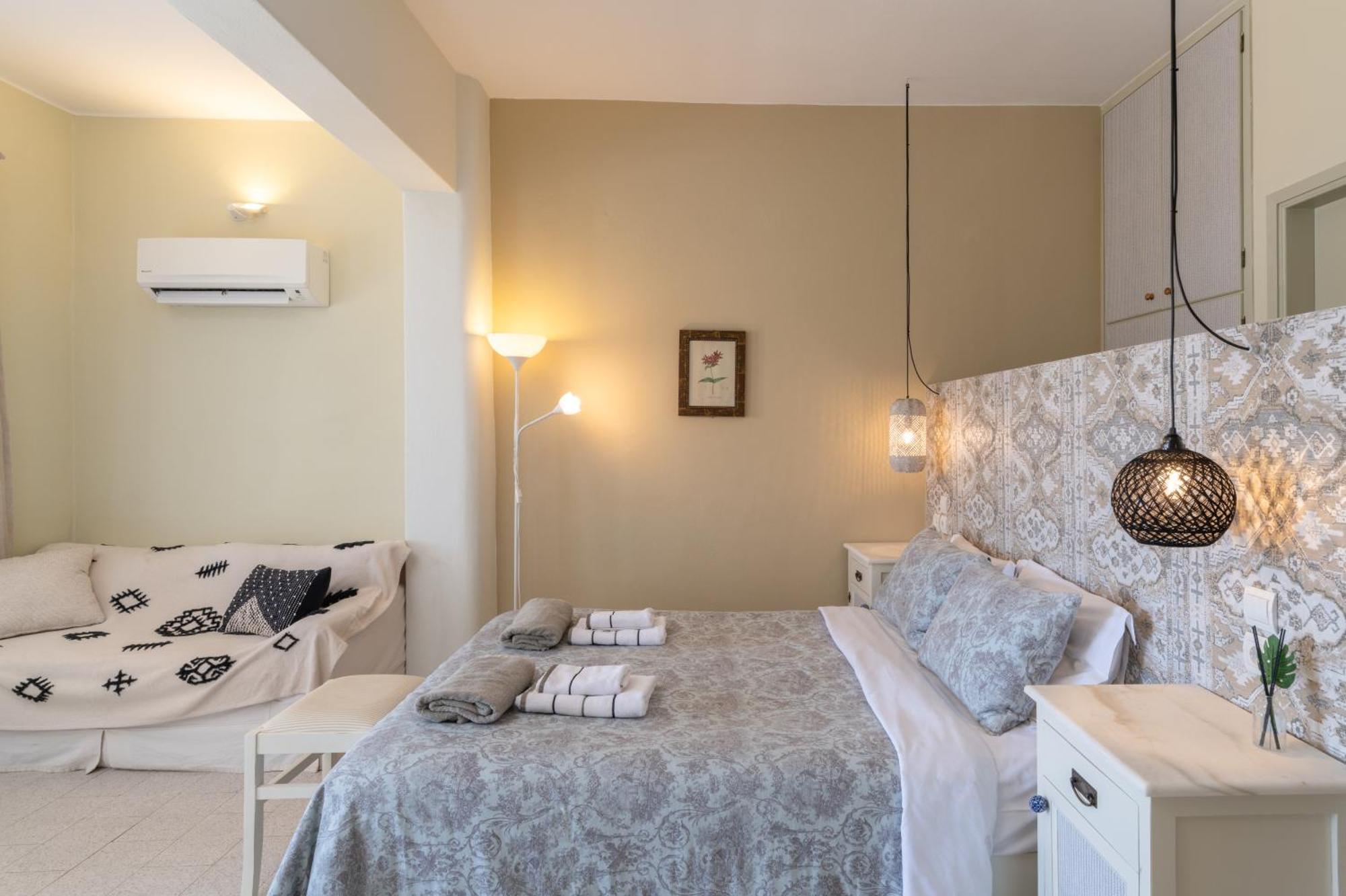Adrakos (adults Only)