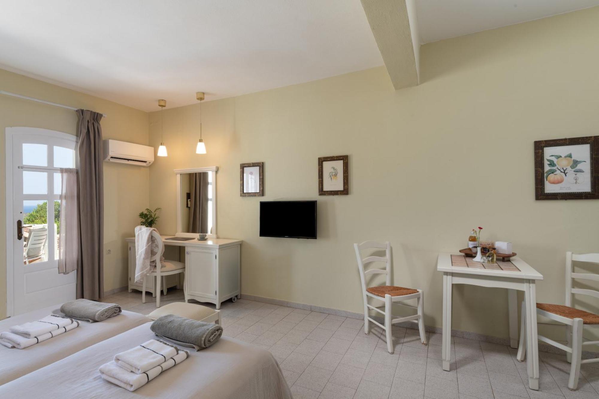 Aparthotel Adrakos (adults Only) 3*