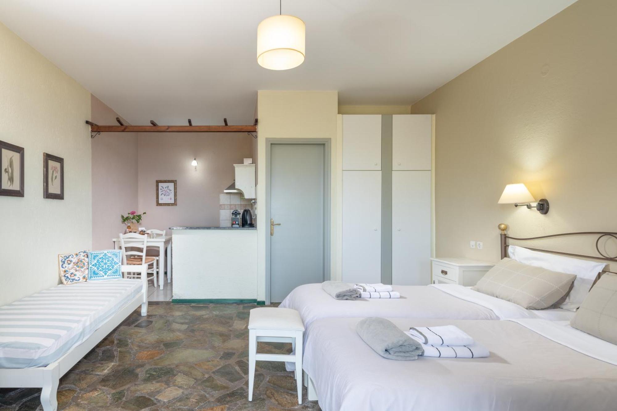 Adrakos (adults Only)
