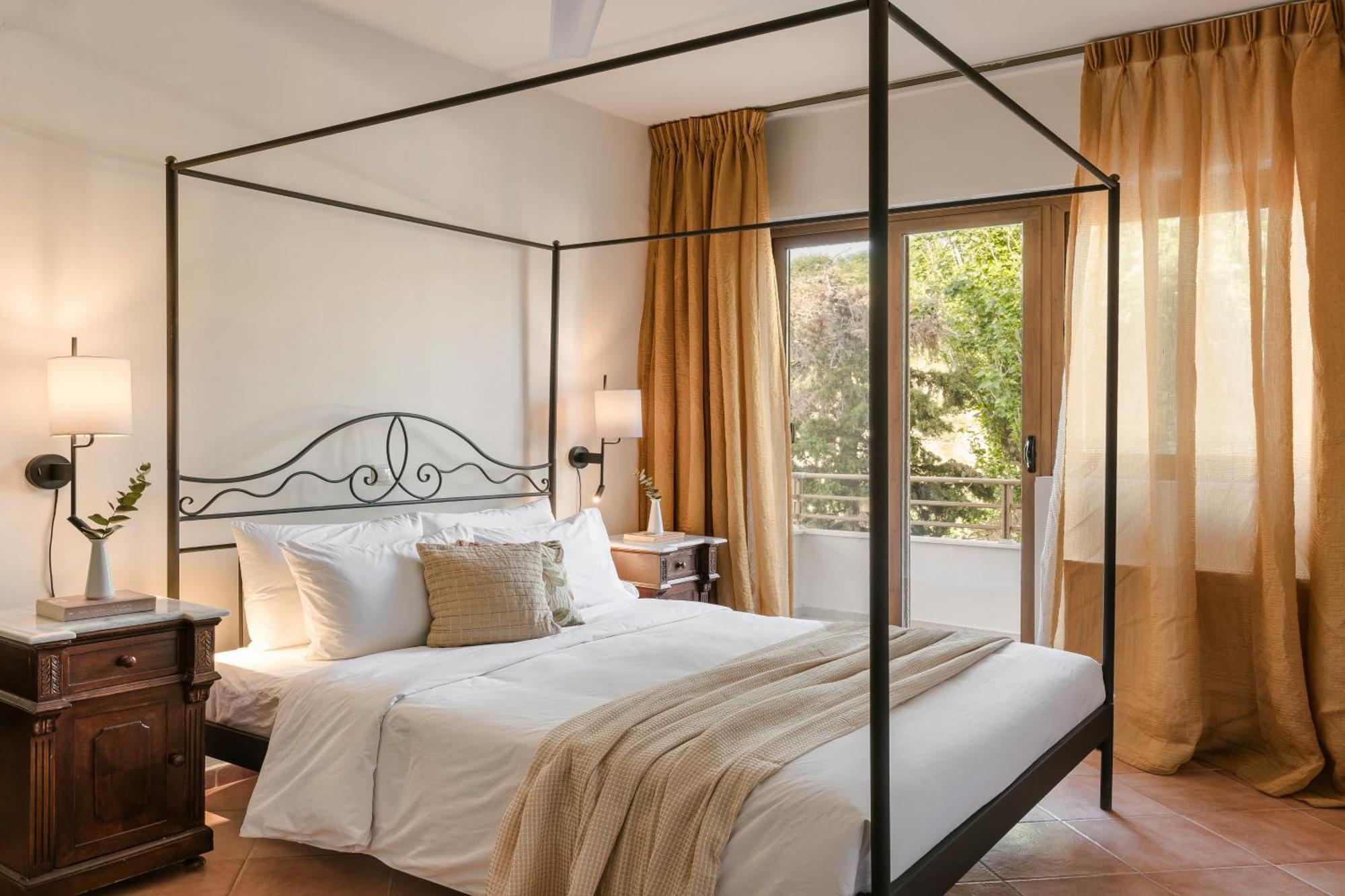 Hotel Niki 3*