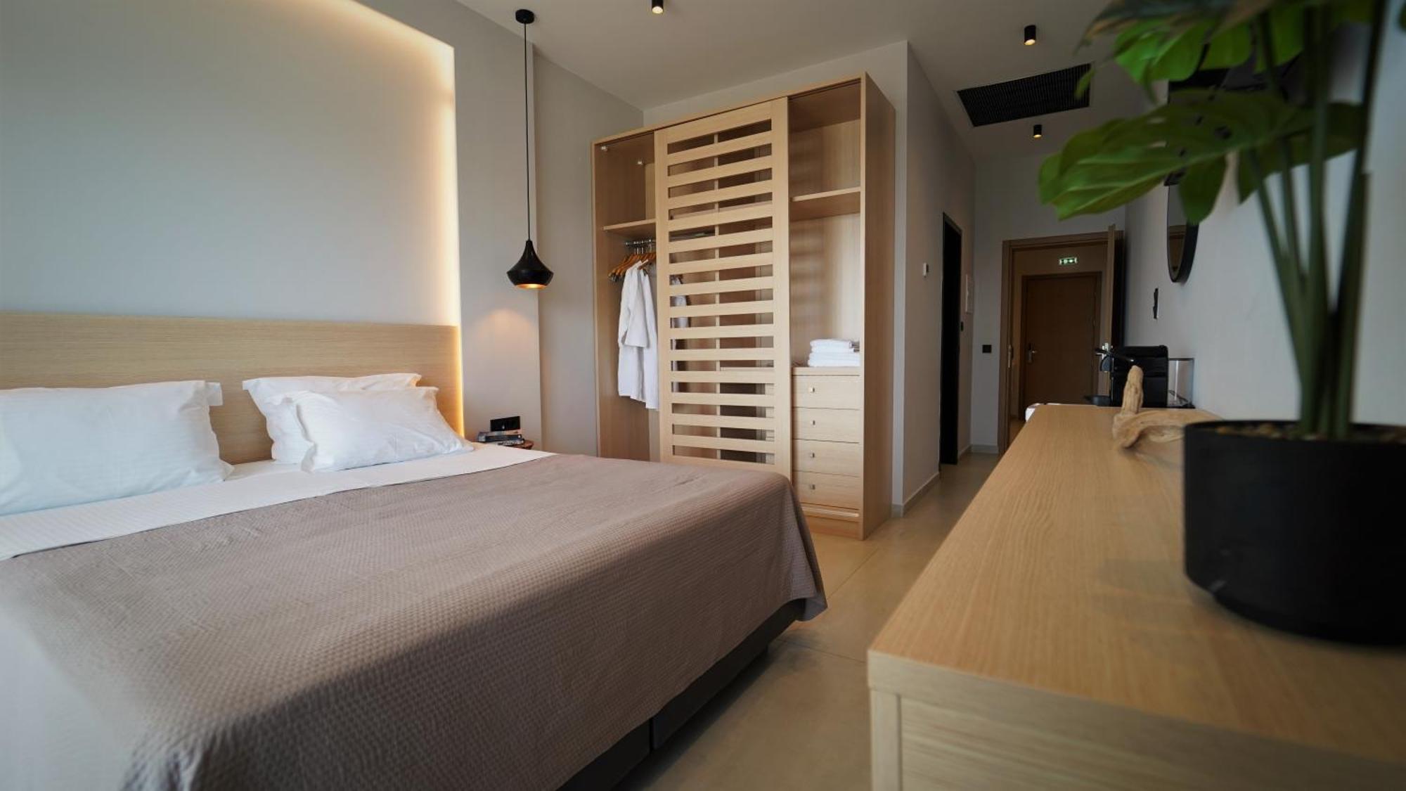 Aparthotel Enjoy Lichnos Bay Village, Camping, And 2*