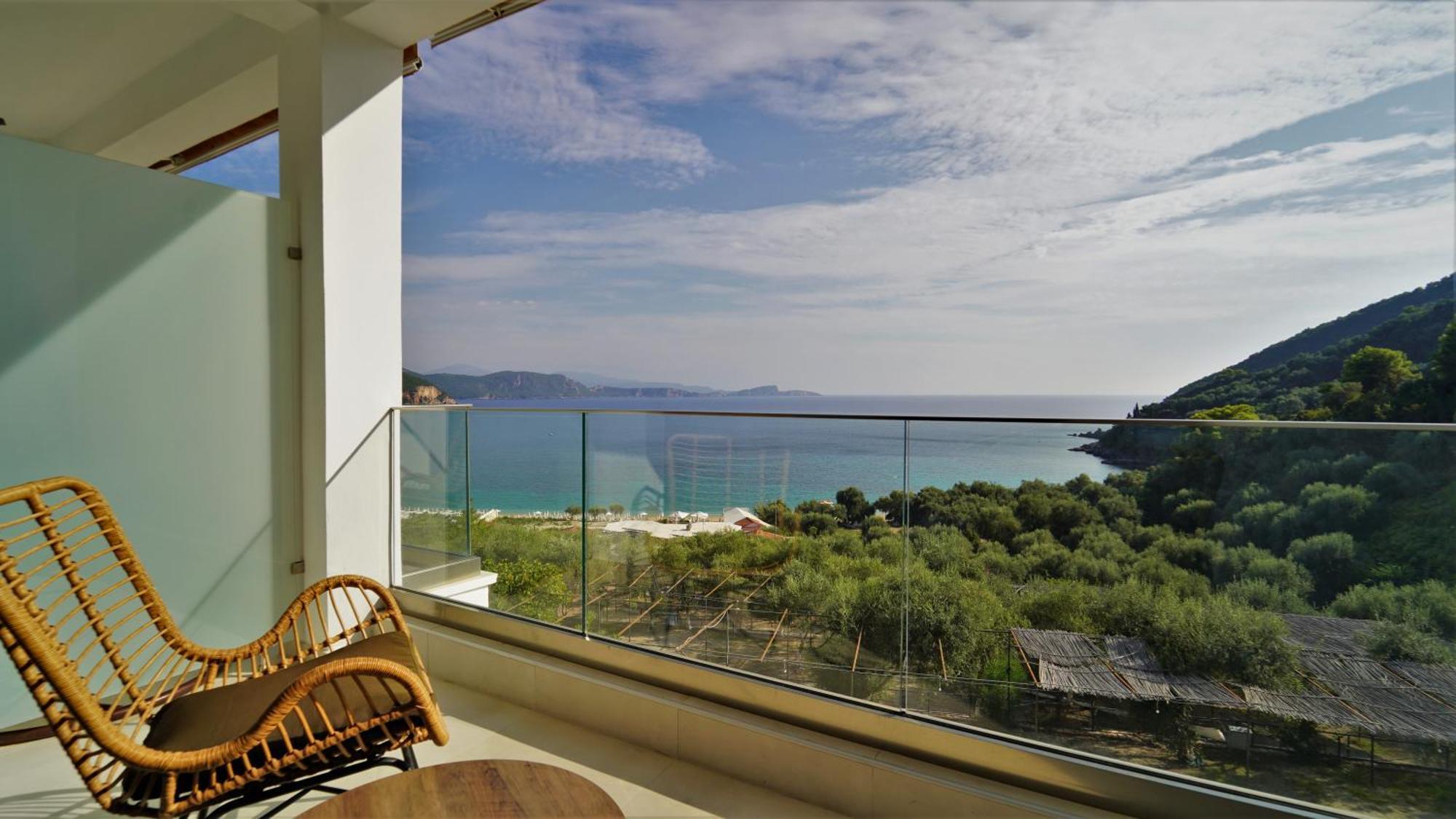 Aparthotel Enjoy Lichnos Bay Village, Camping, And 2*