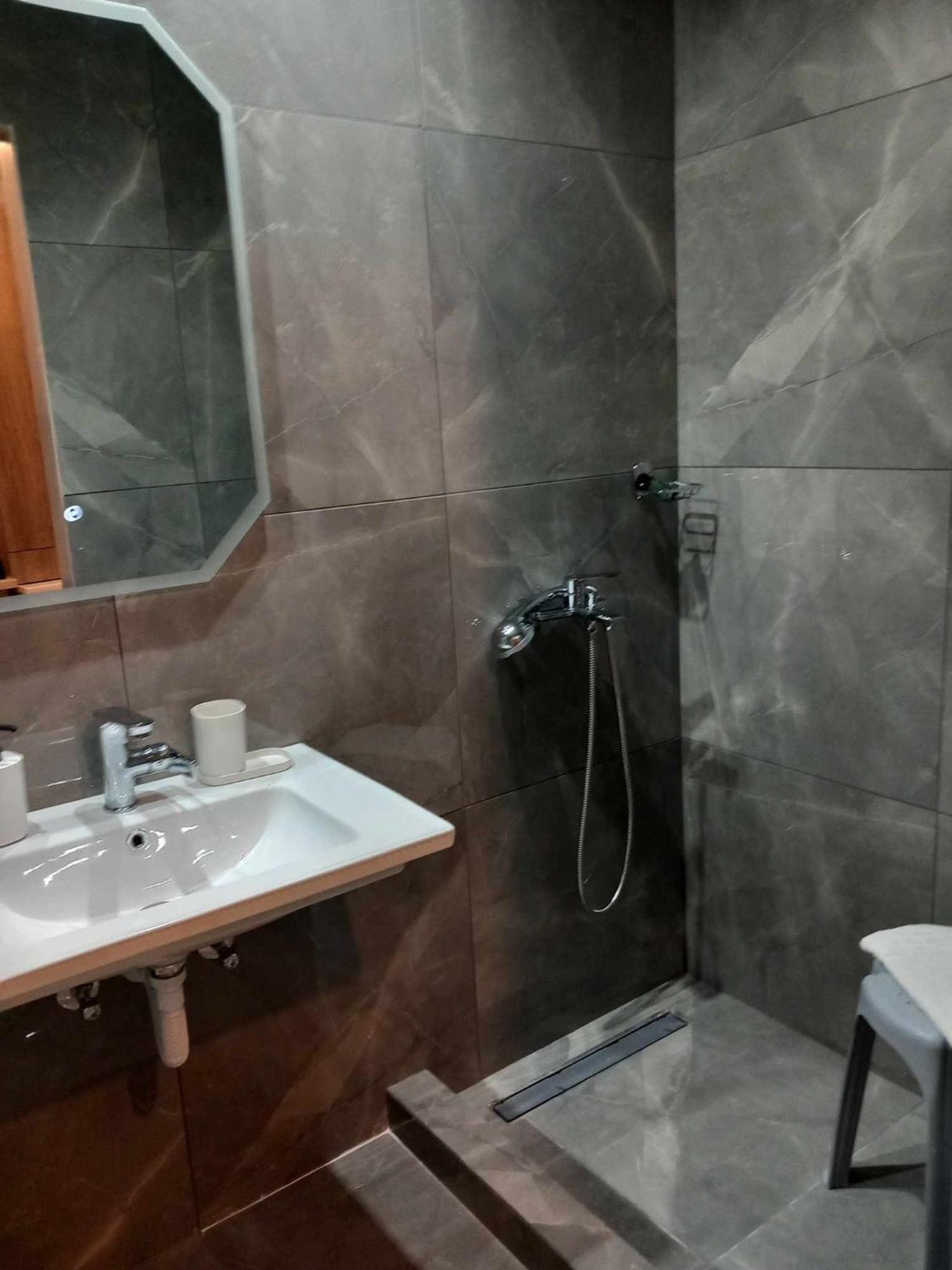 Posidon 2* Loutra Edipsou (Evia)