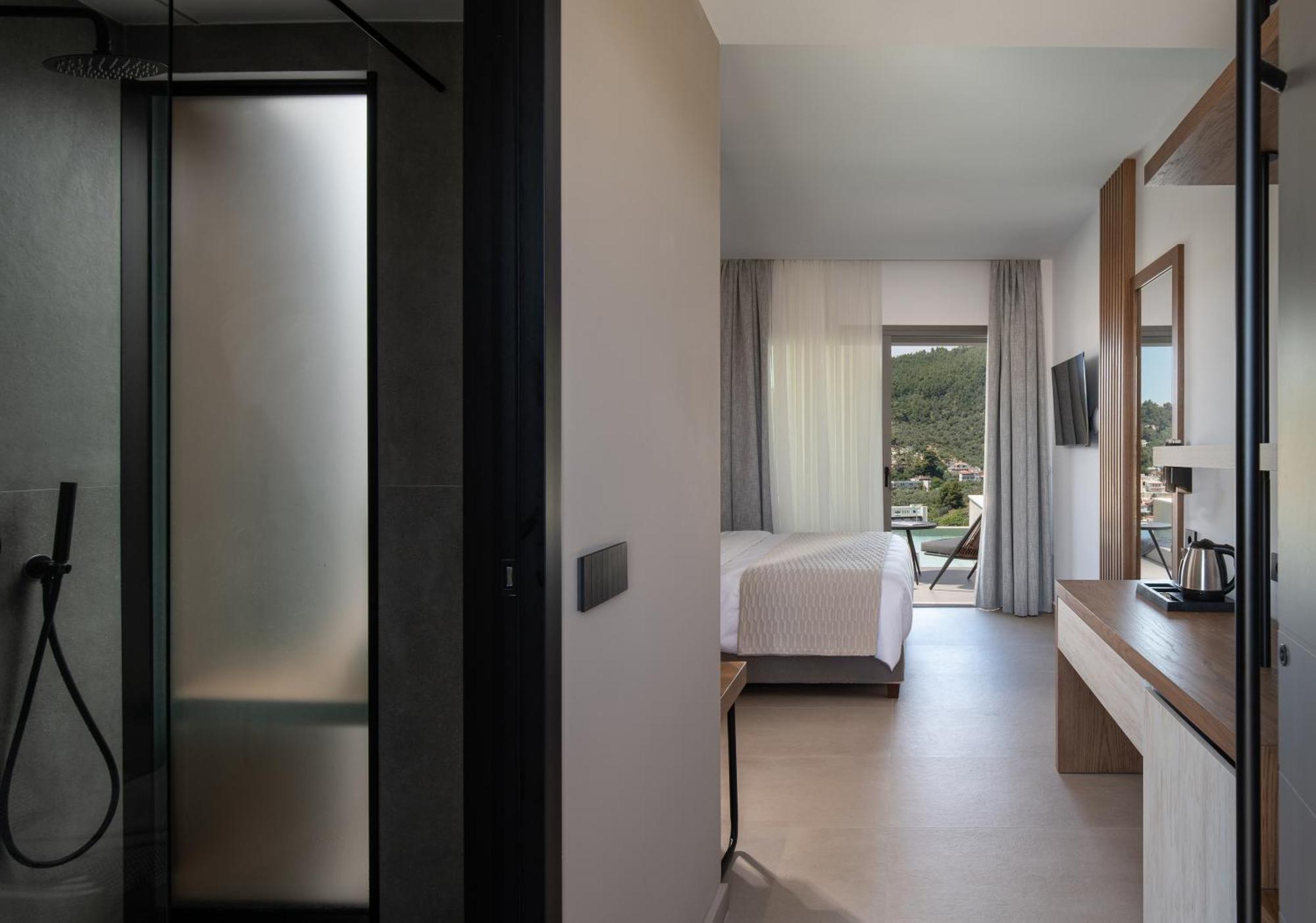 Poseidon Aparthotel