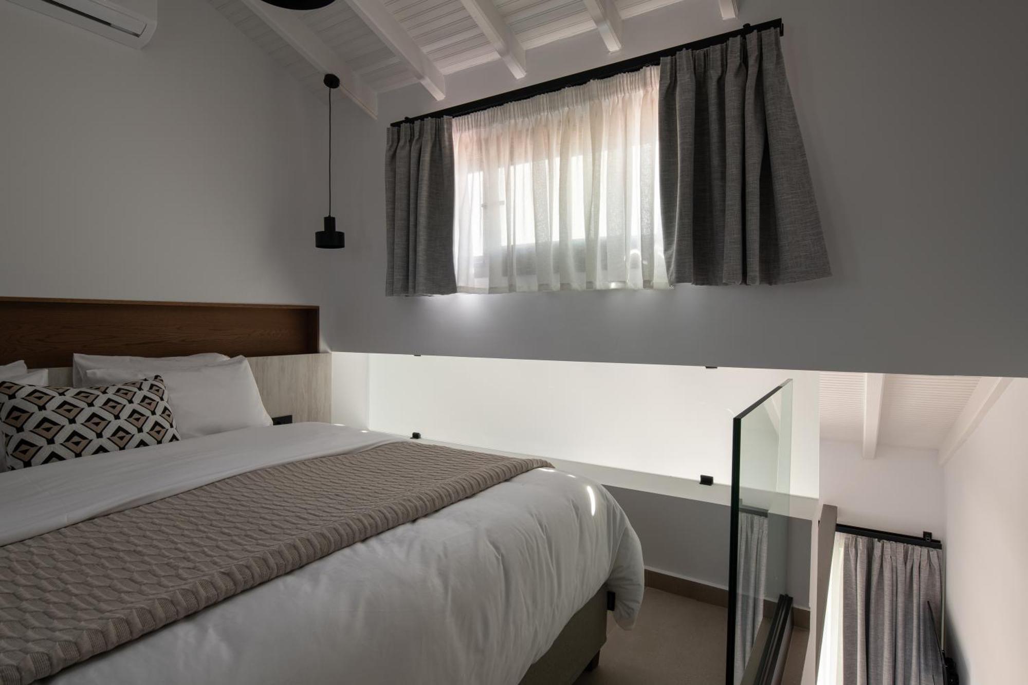 Poseidon 3* Skiathos Town