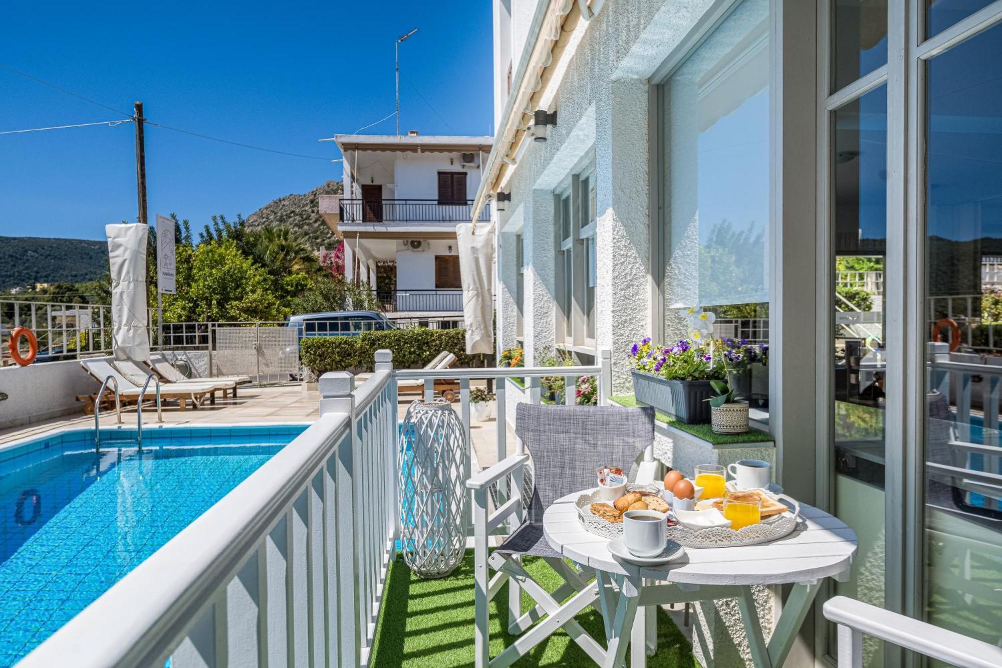 Erato Agia Marina (Aegina)