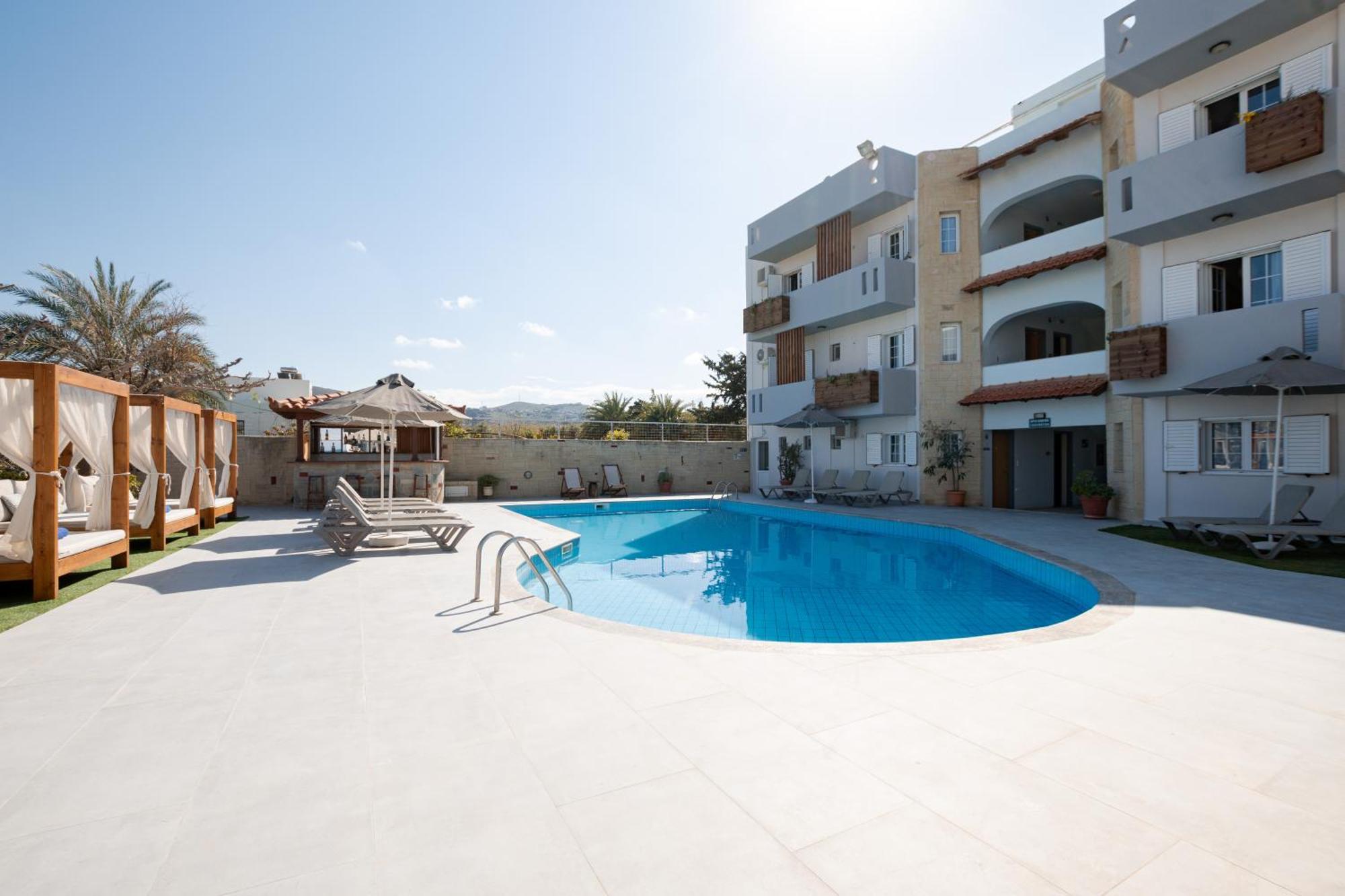 Dimitra & By Omilos Aparthotel 3*