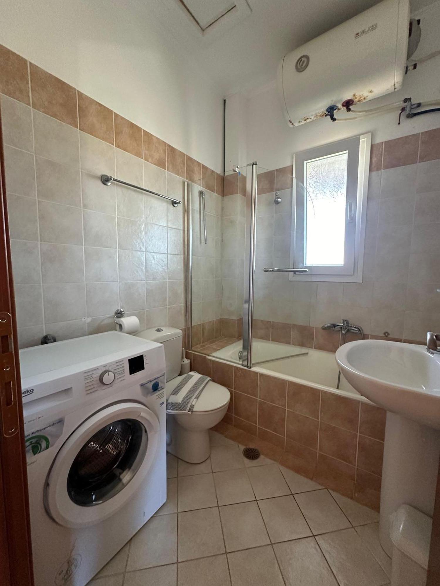 Porto Nirikos - Private Parking Apartment Lefkada City
