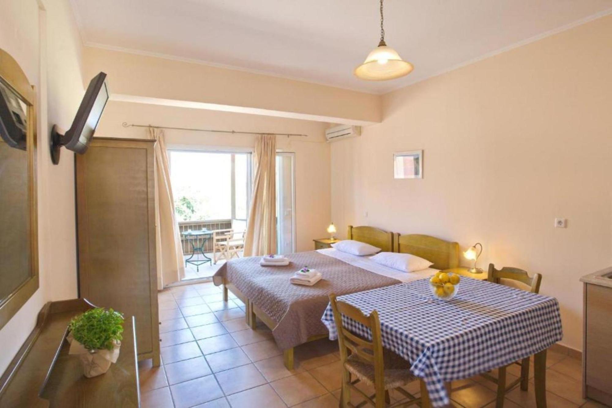 Apartment Porto Nirikos - Private Parking Lefkada City