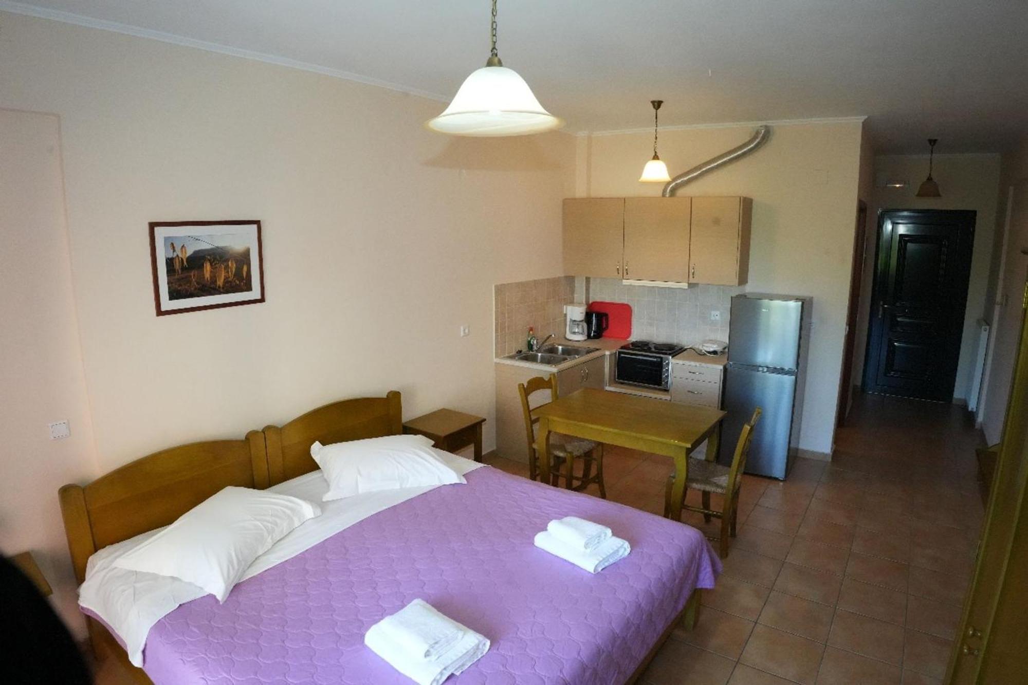 Porto Nirikos - Private Parking Apartment *
