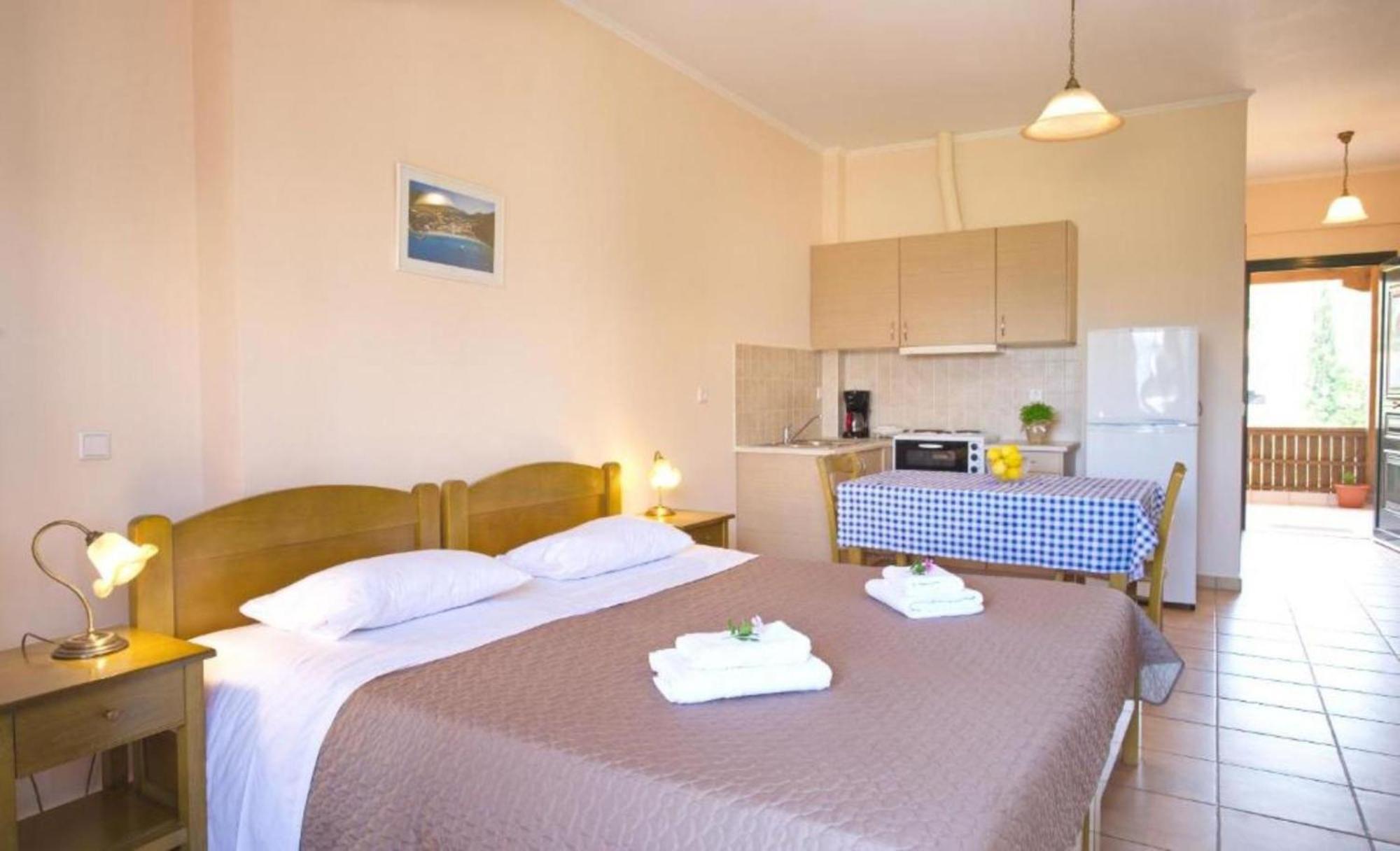 Apartment Porto Nirikos - Private Parking Lefkada City