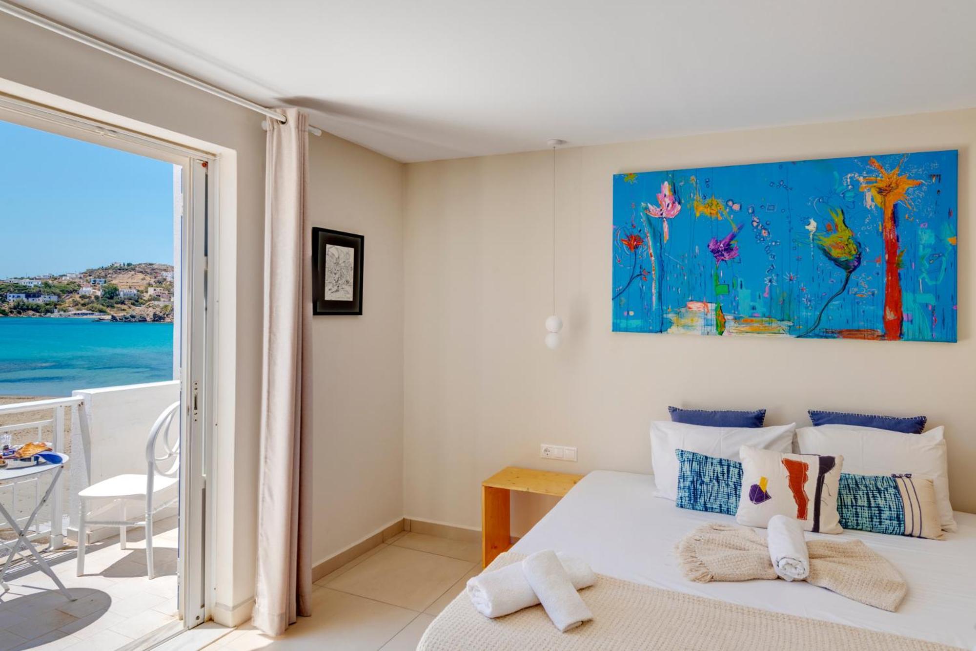 Kamelo Hotel Vari (Syros)