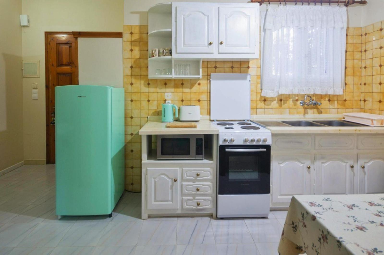 Chrysanthy Apartment