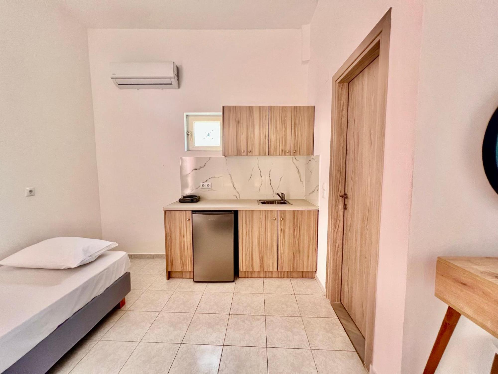 Fardini Seaside Guest house 2*