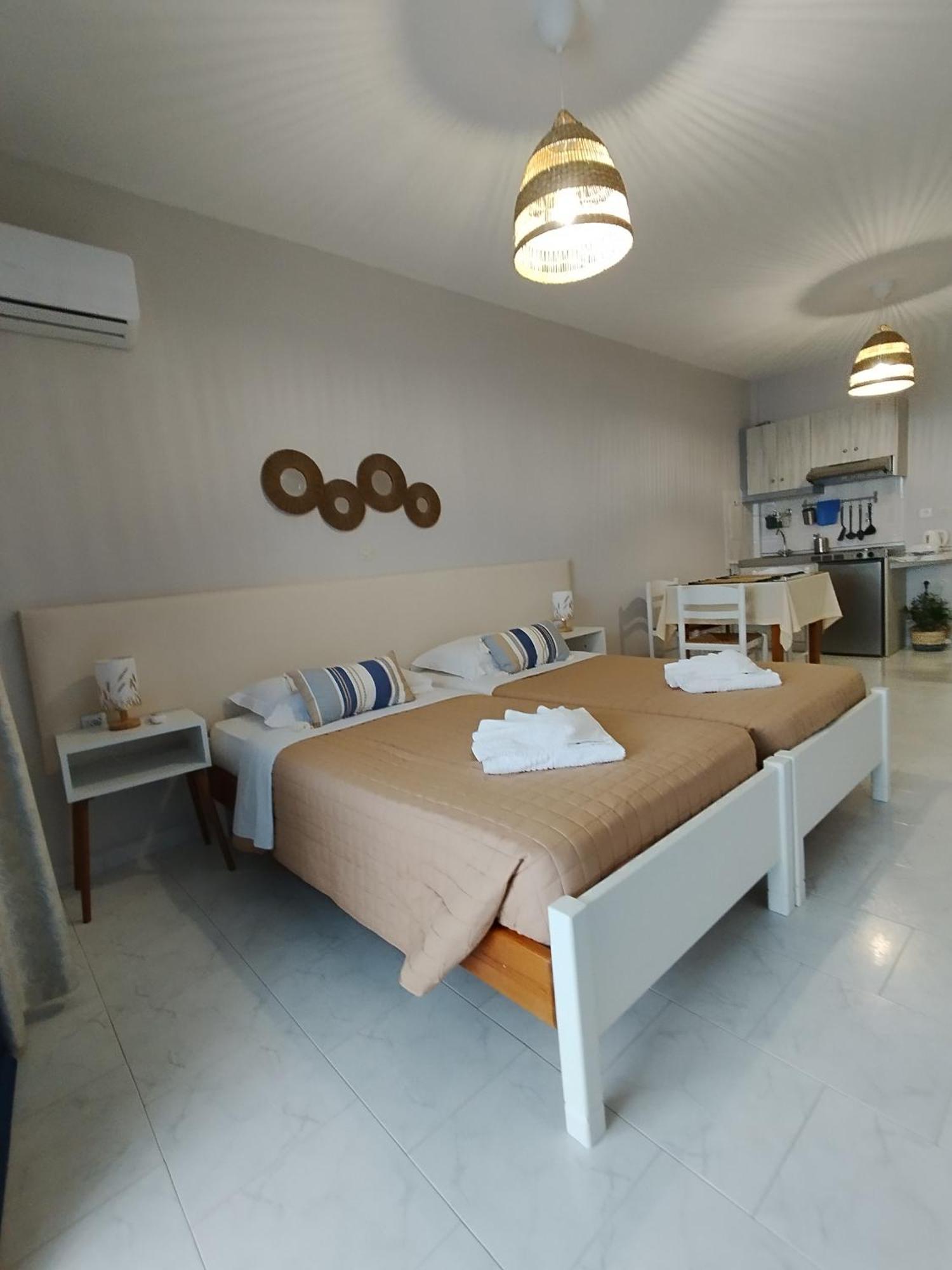 Ardani Bay Apartment Amoopi