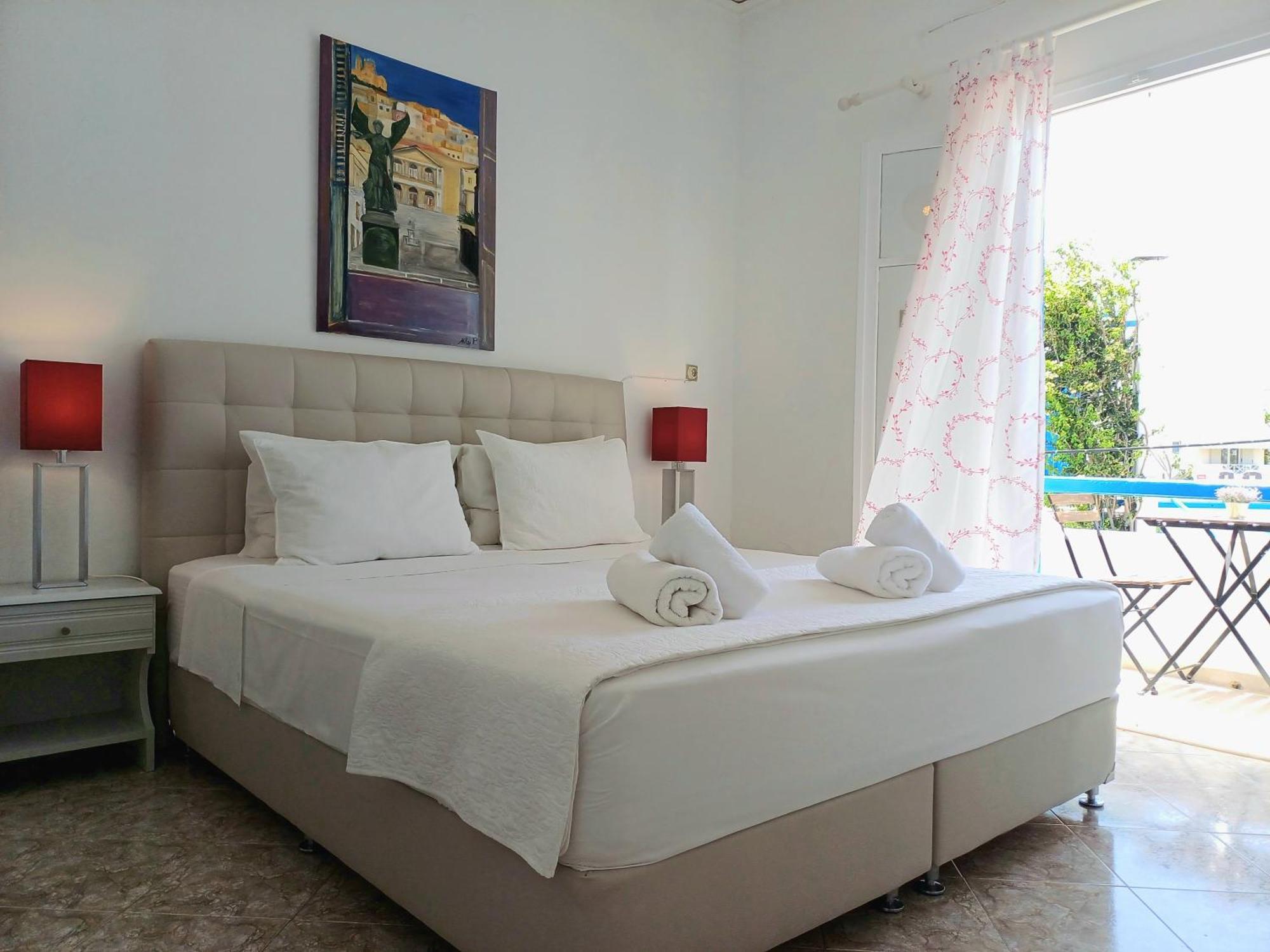 Hotel εvi Evan 2*