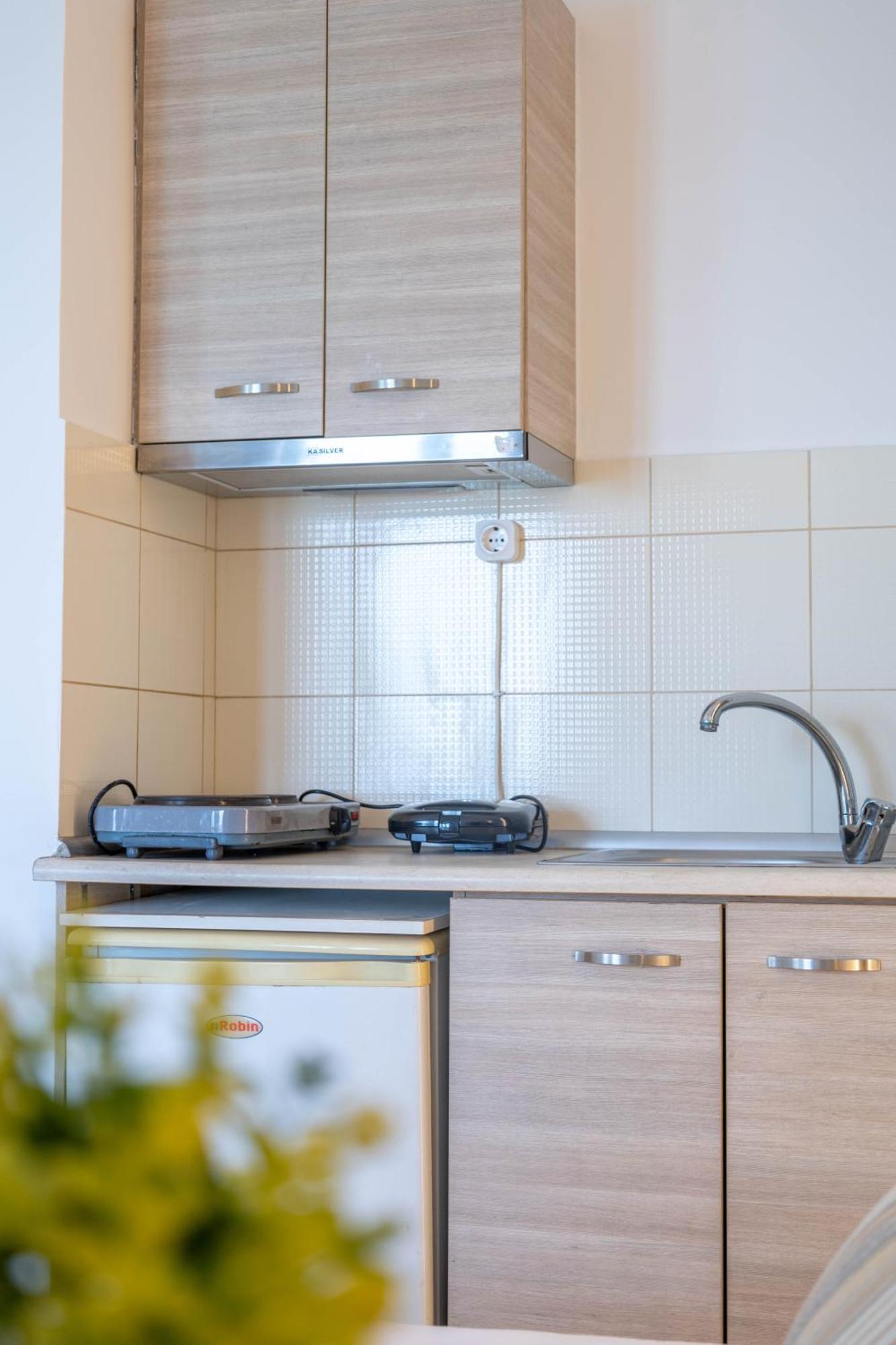 Apartment Hotel12 *