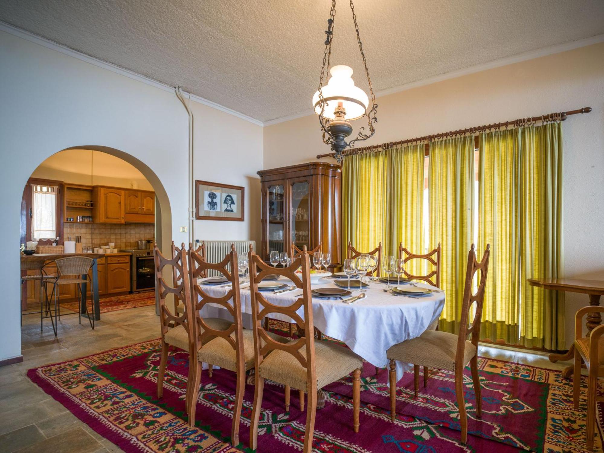 Traditional Luxury Armonia