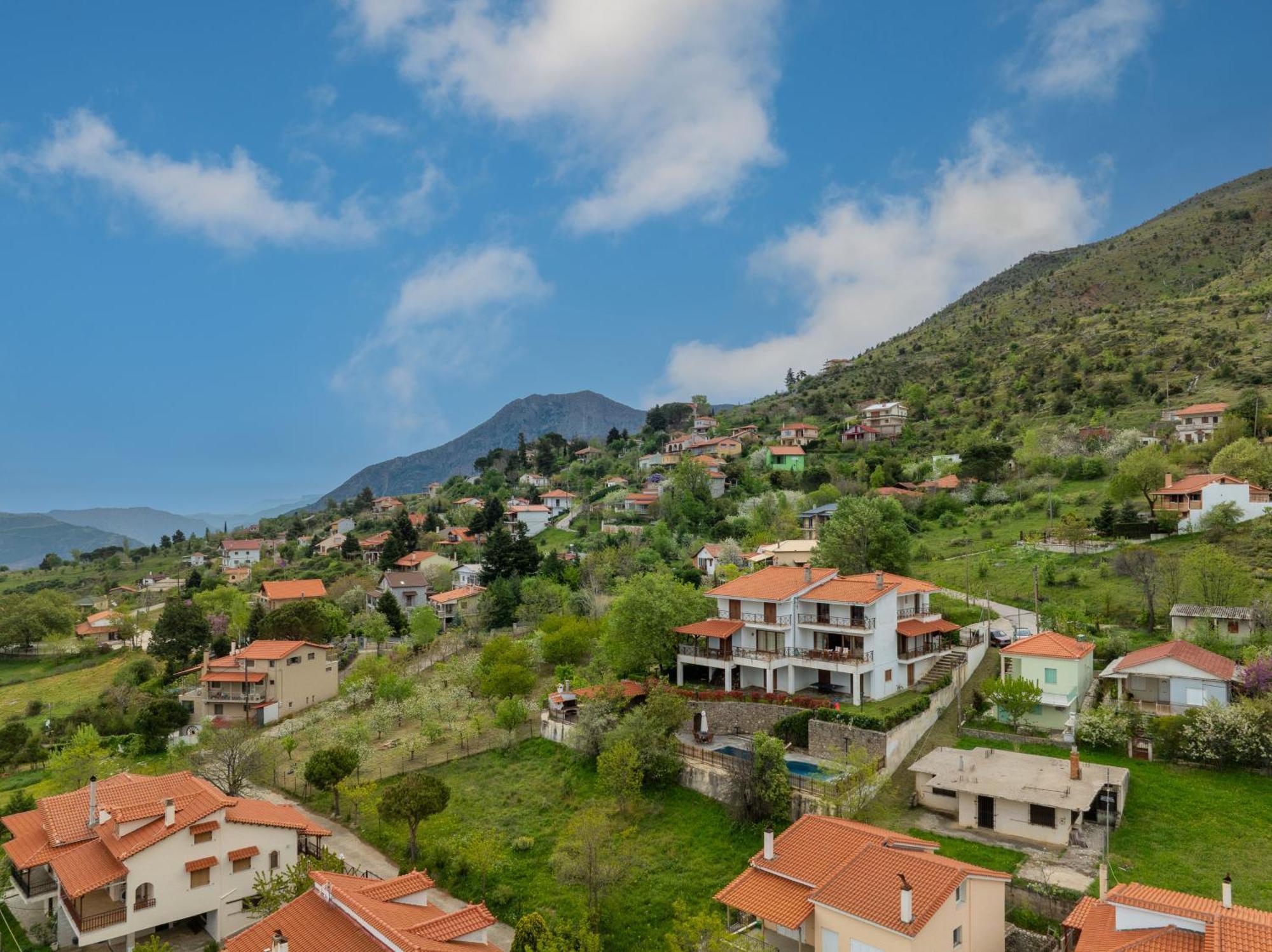 Traditional Luxury Armonia Aigio
